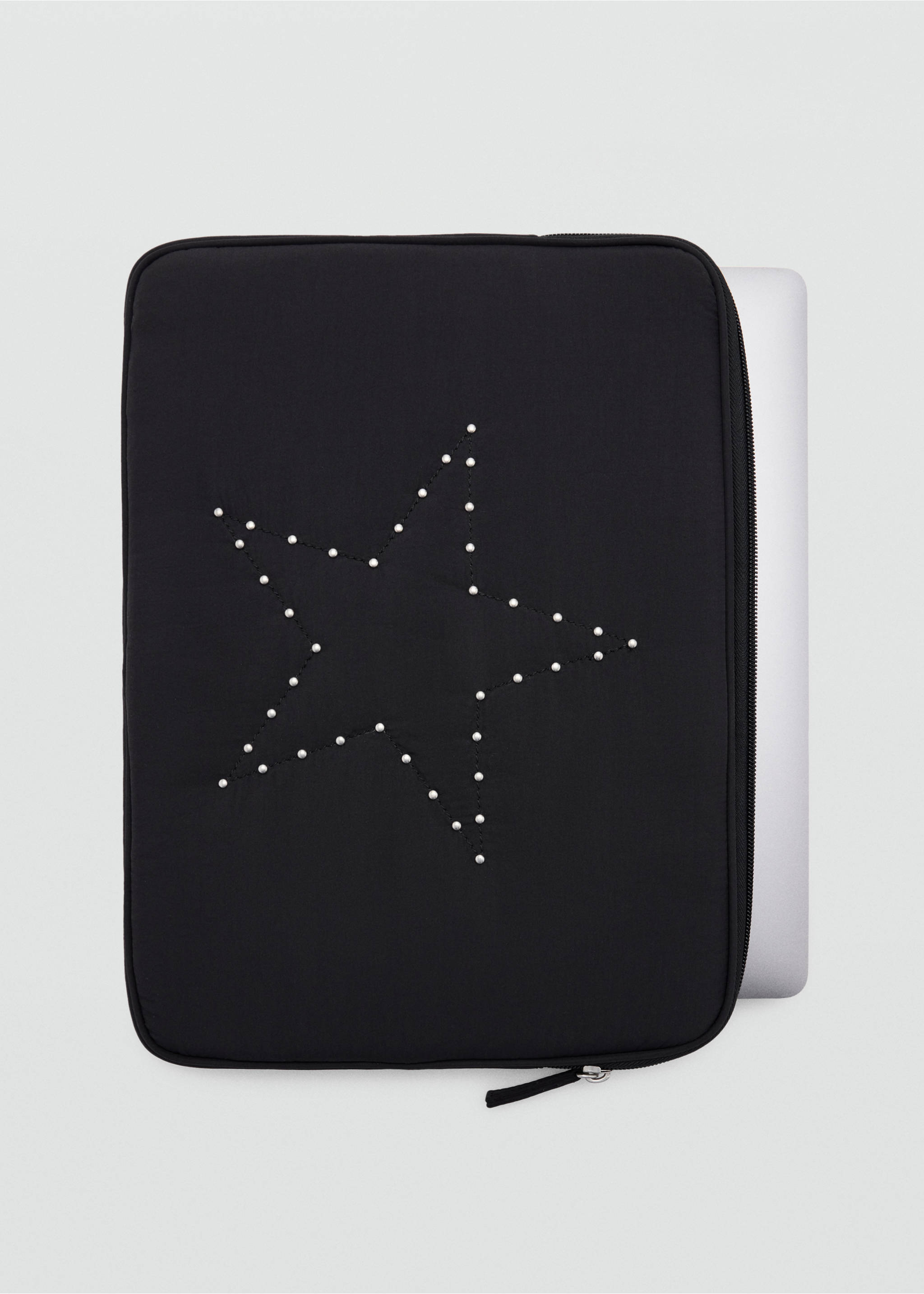 Funda portátil estrella tachuelas - Detalle del artículo 2, Negro. Ref: 37034416-00.