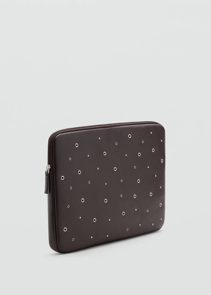 Laptop cover with eyelets — Medium Brown