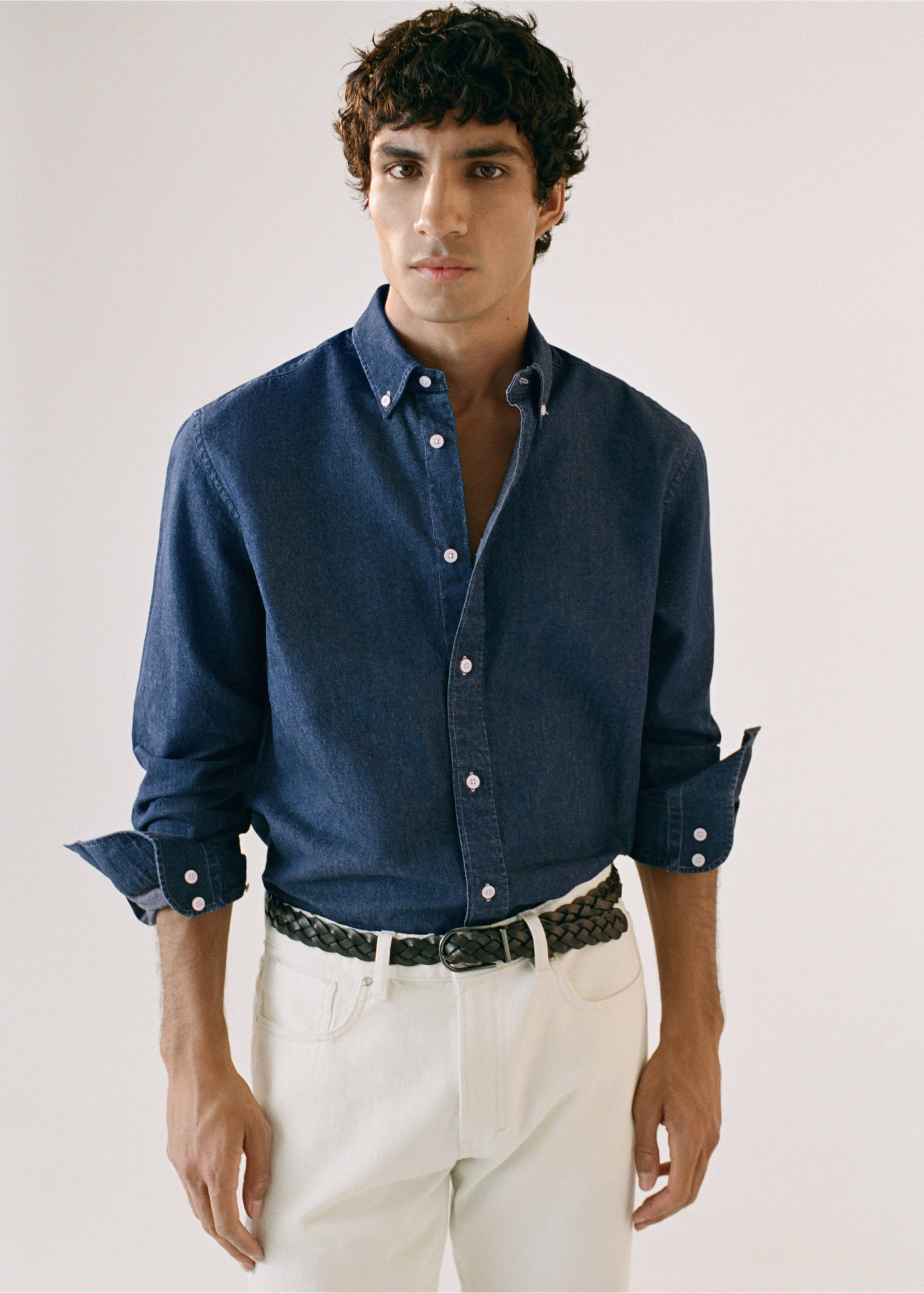 Regular fit denim shirt - Details of the article 7, Medium Blue. Ref: 37034418-00.