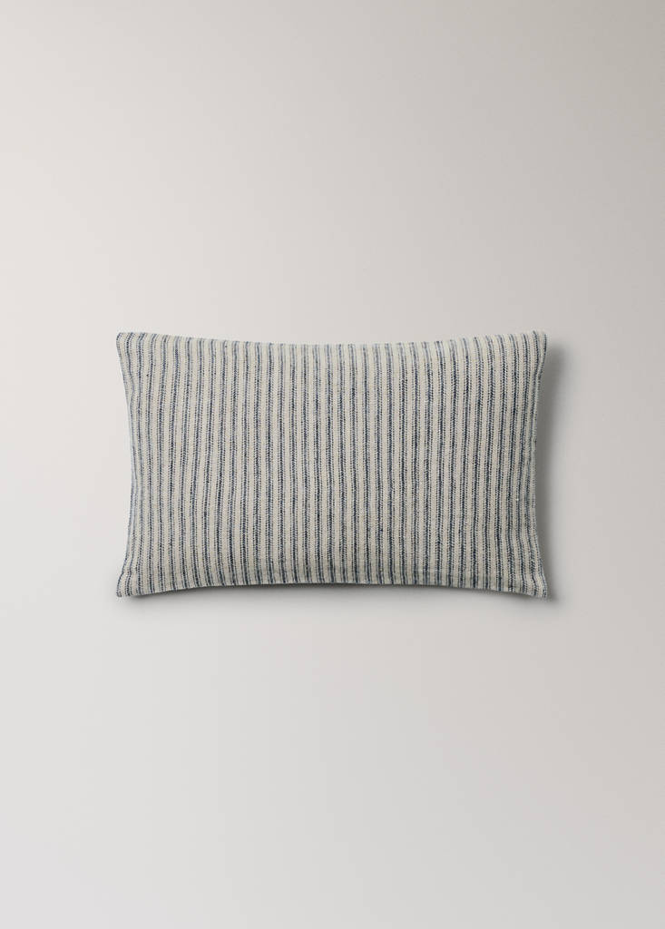 Linen striped cushion cover 30x50 cm — Blue
