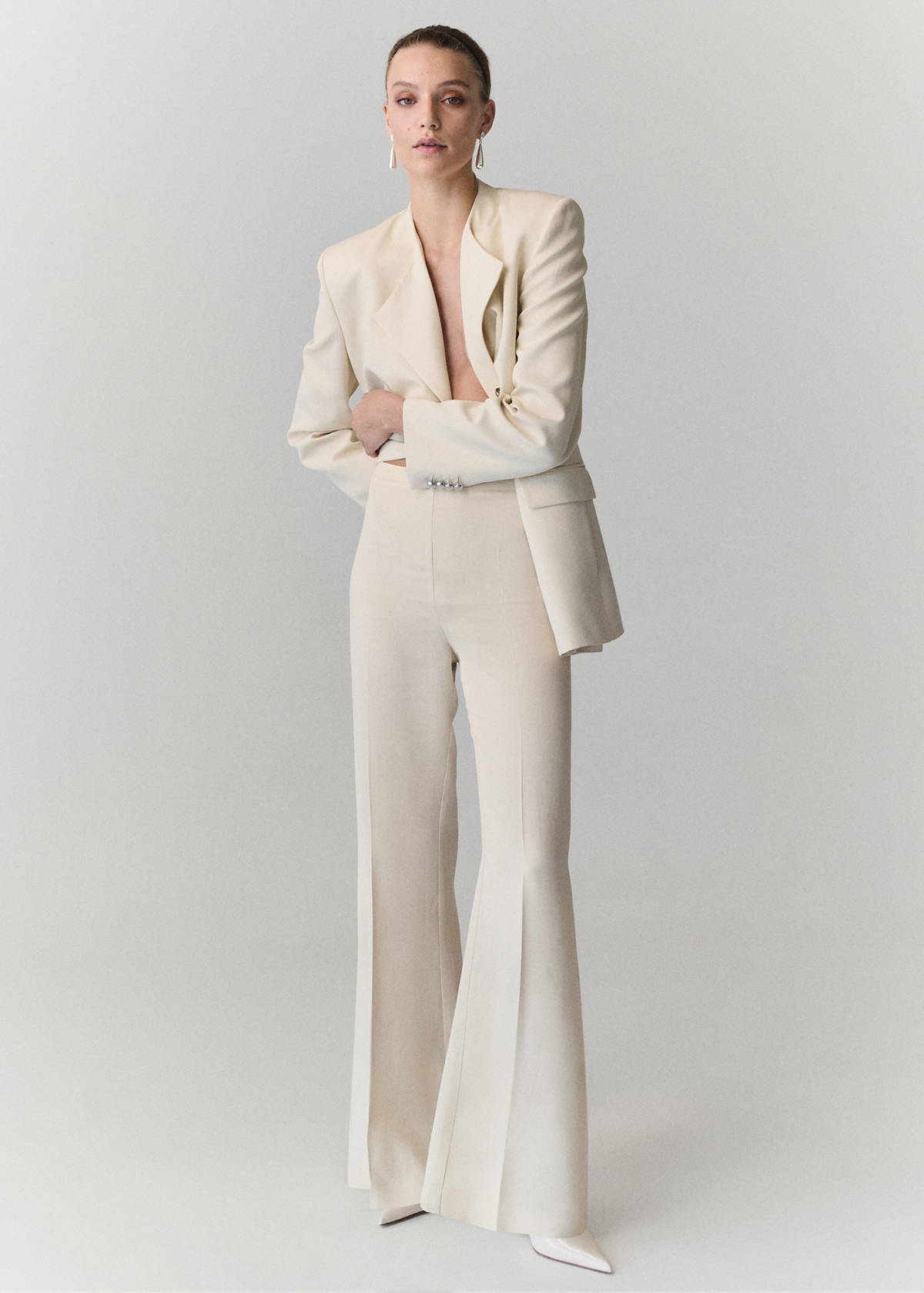 Straight-fit suit trousers — Vanilla