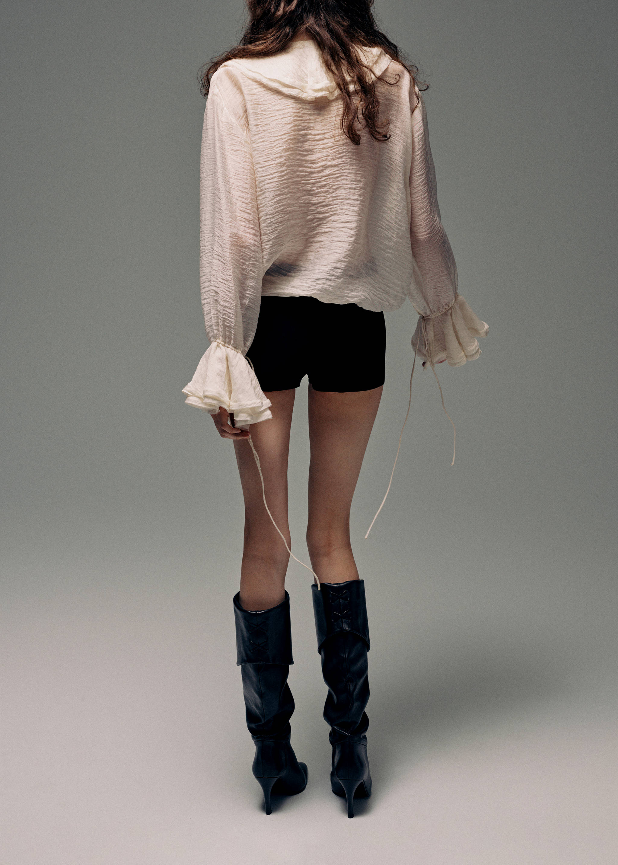 Ruffled lyocell blouse - Reverse of the article