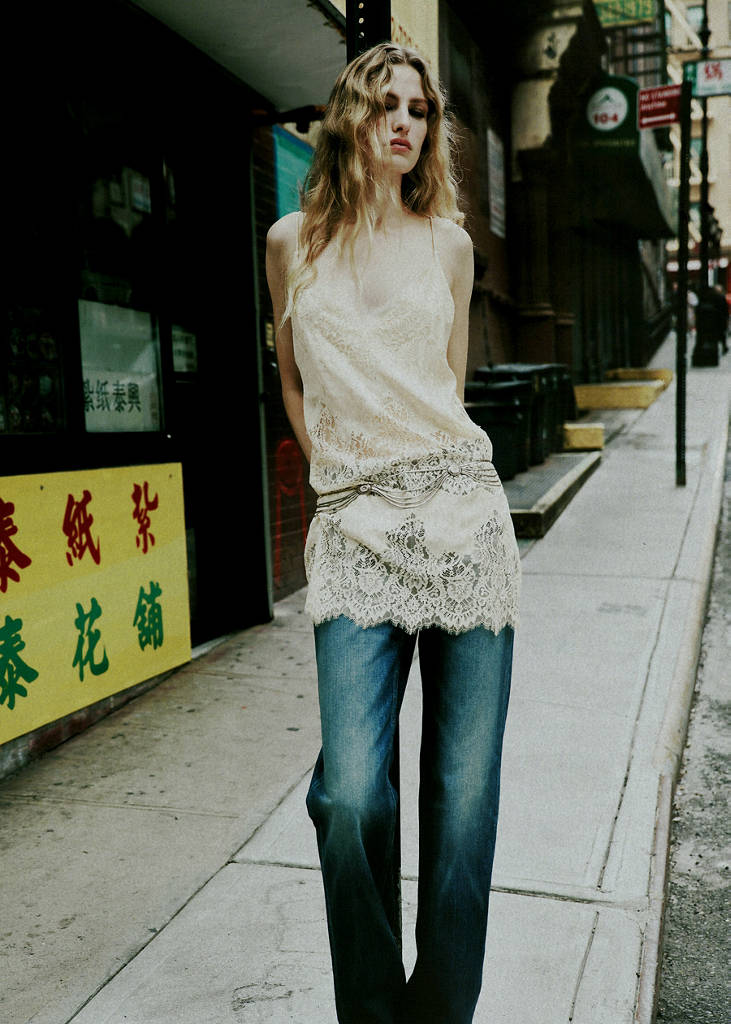 V-neck lace top — Ecru