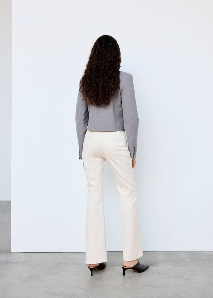 High-waisted flared trousers — Ecru