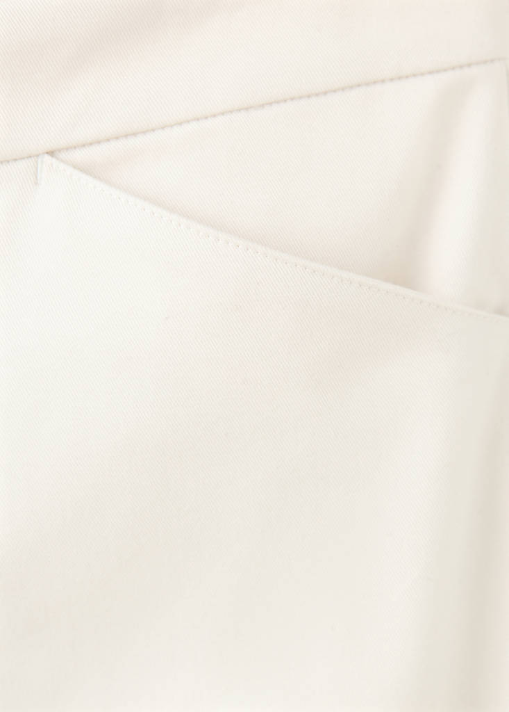 High-waisted flared trousers — Ecru