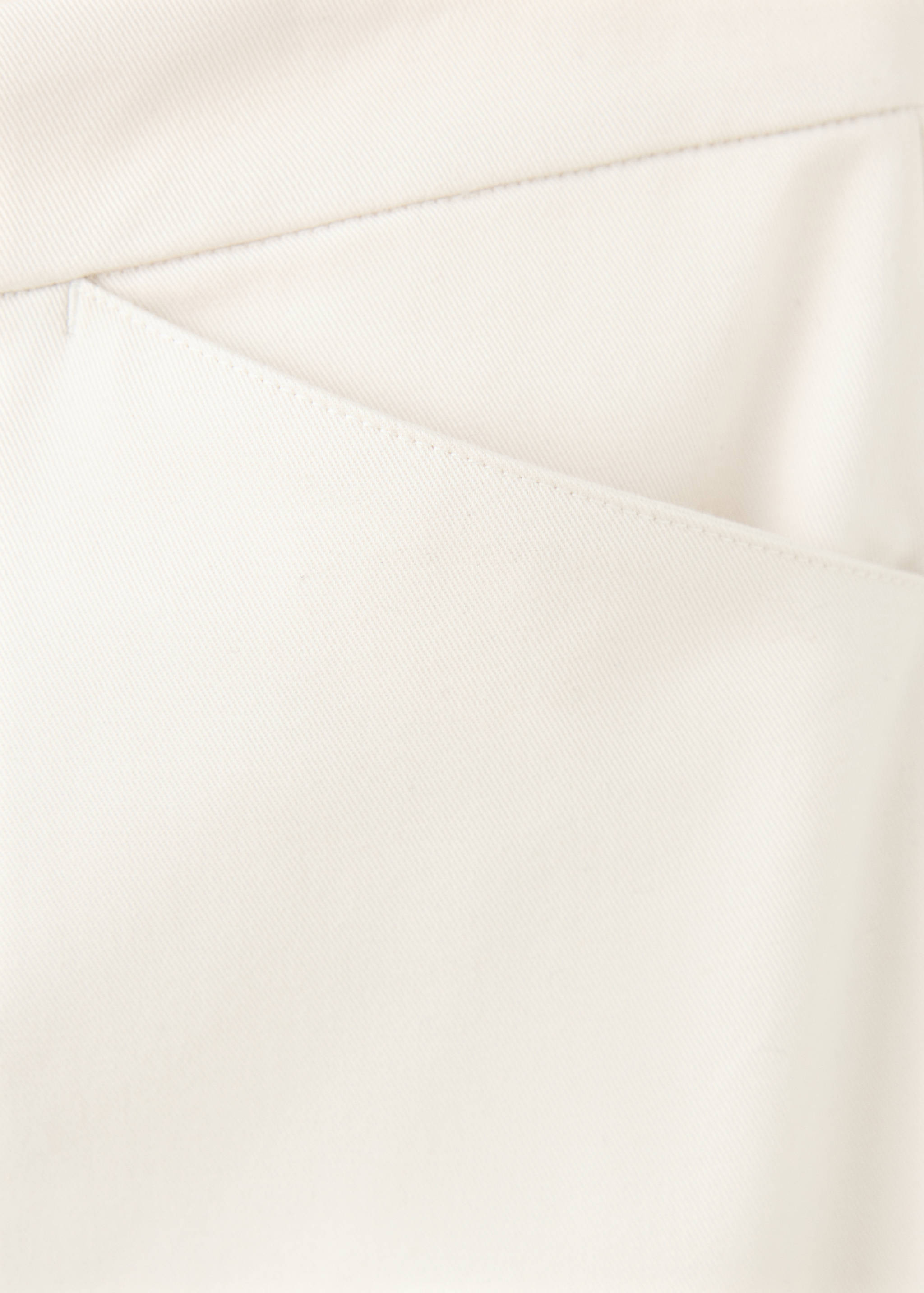 High-waisted flared trousers - Details of the article 8