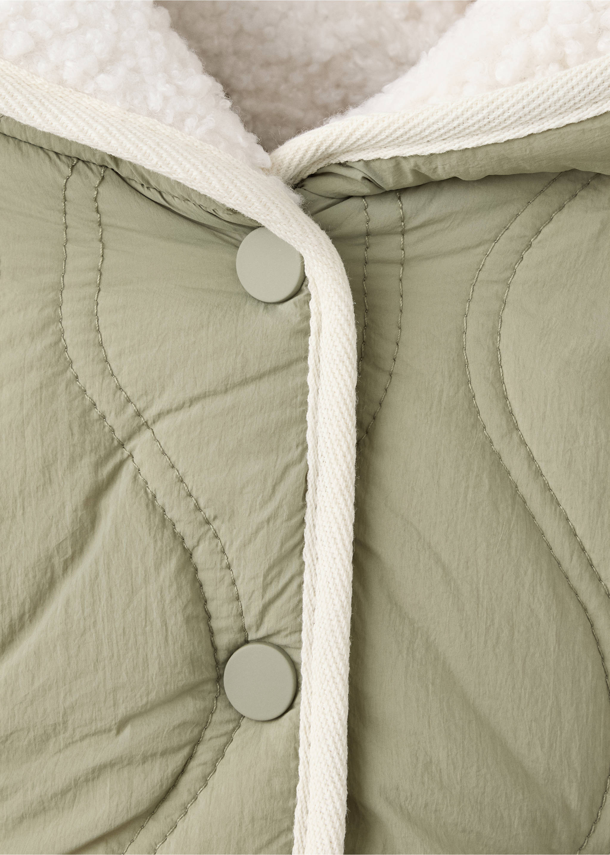 Borg-lined hooded anorak - Details of the article 8, Green. Ref: 37034775-00.