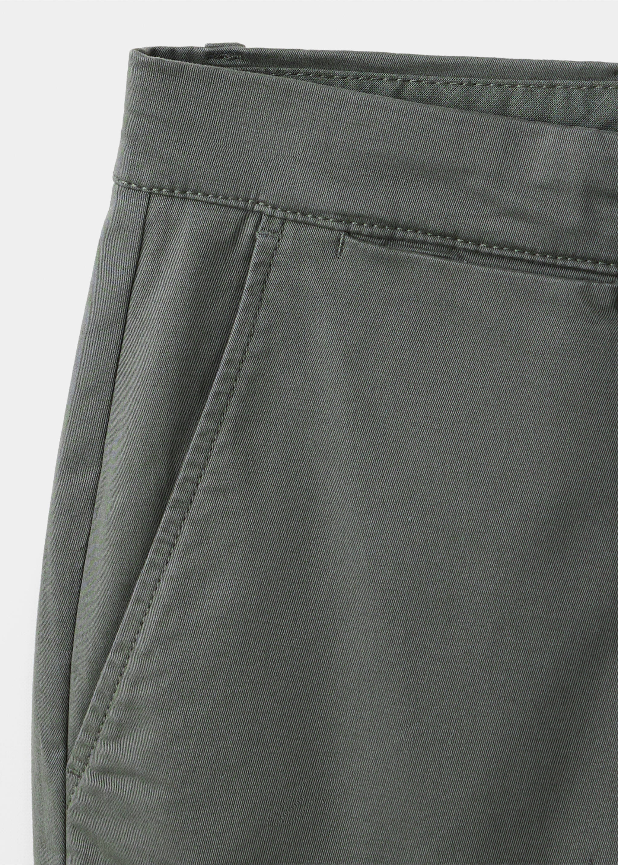 Pantalón chino algodón - Detalle del artículo 8, Verde pastel. Ref: 37034780-00.
