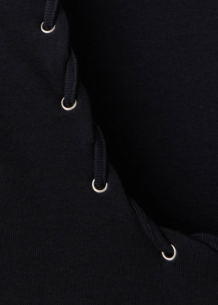 Short-sleeve T-shirt with eyelets — Black