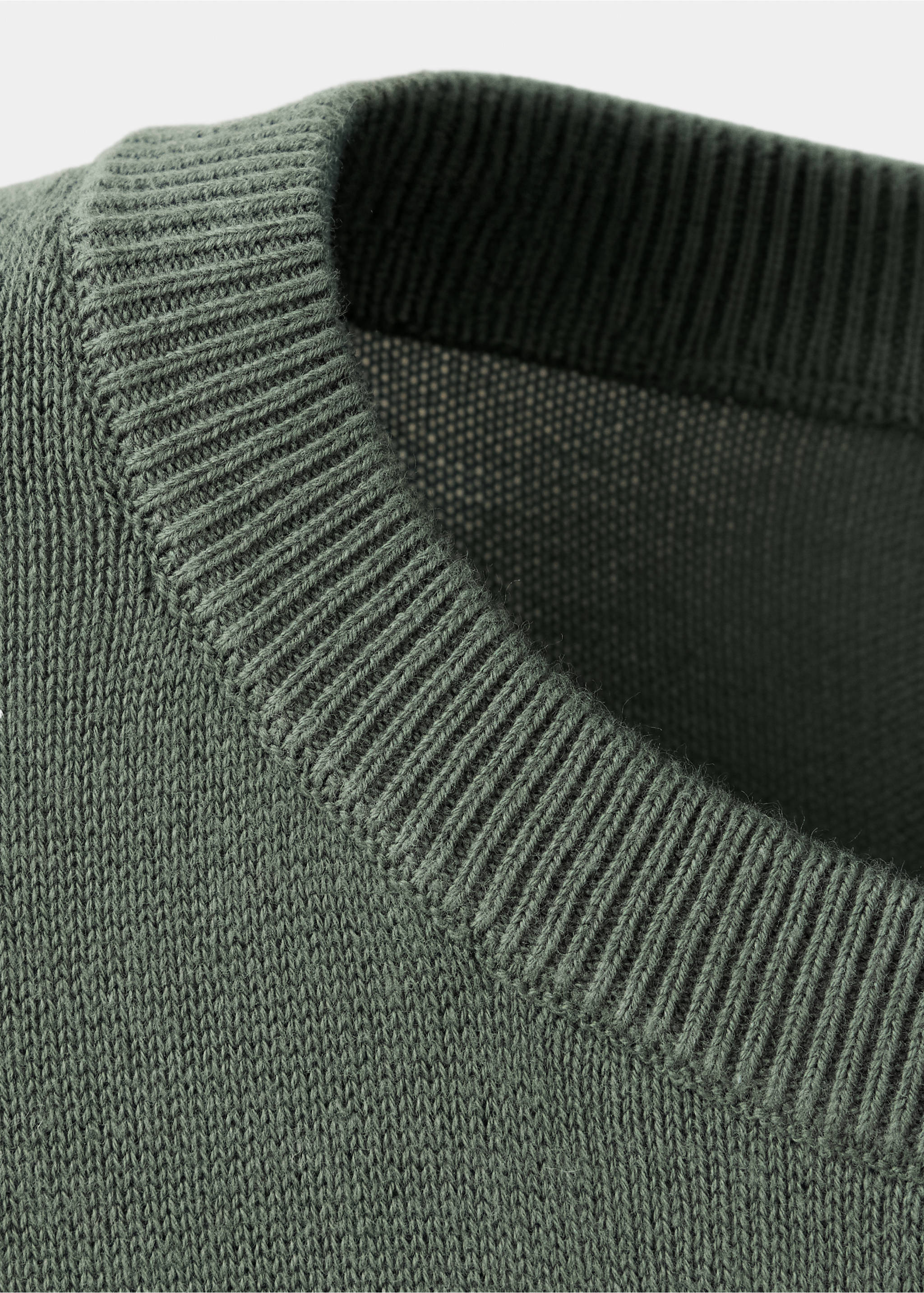 Knitted cotton sweater - Details of the article 8, Green. Ref: 37034796-00.