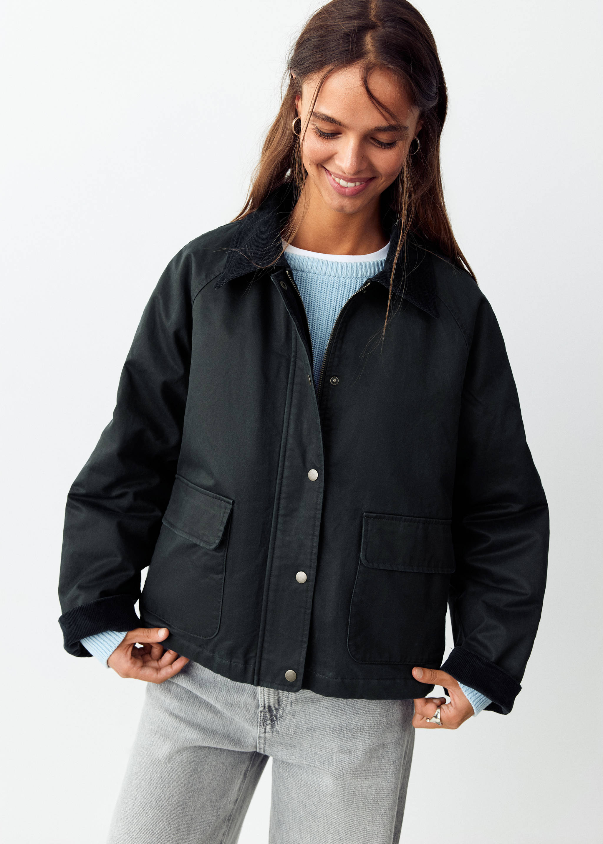 Parka oversize cuello pana - Plano medio