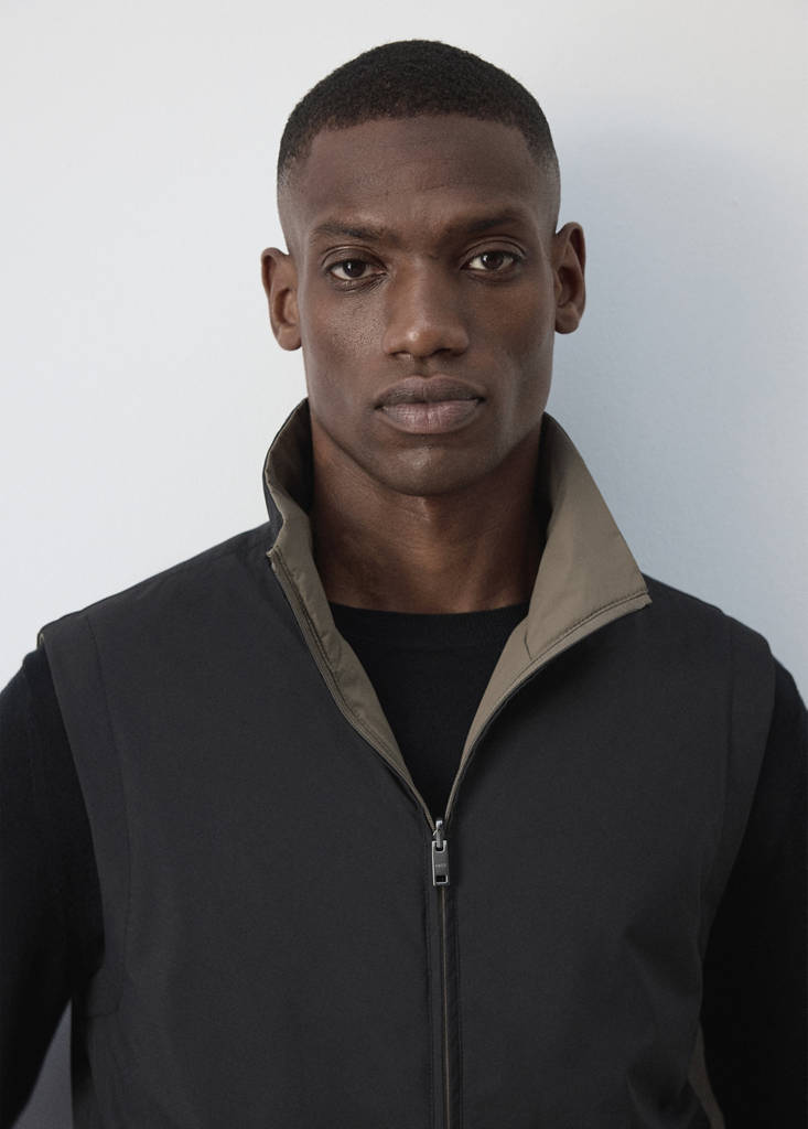 Reversible water-repellent gilet — Black