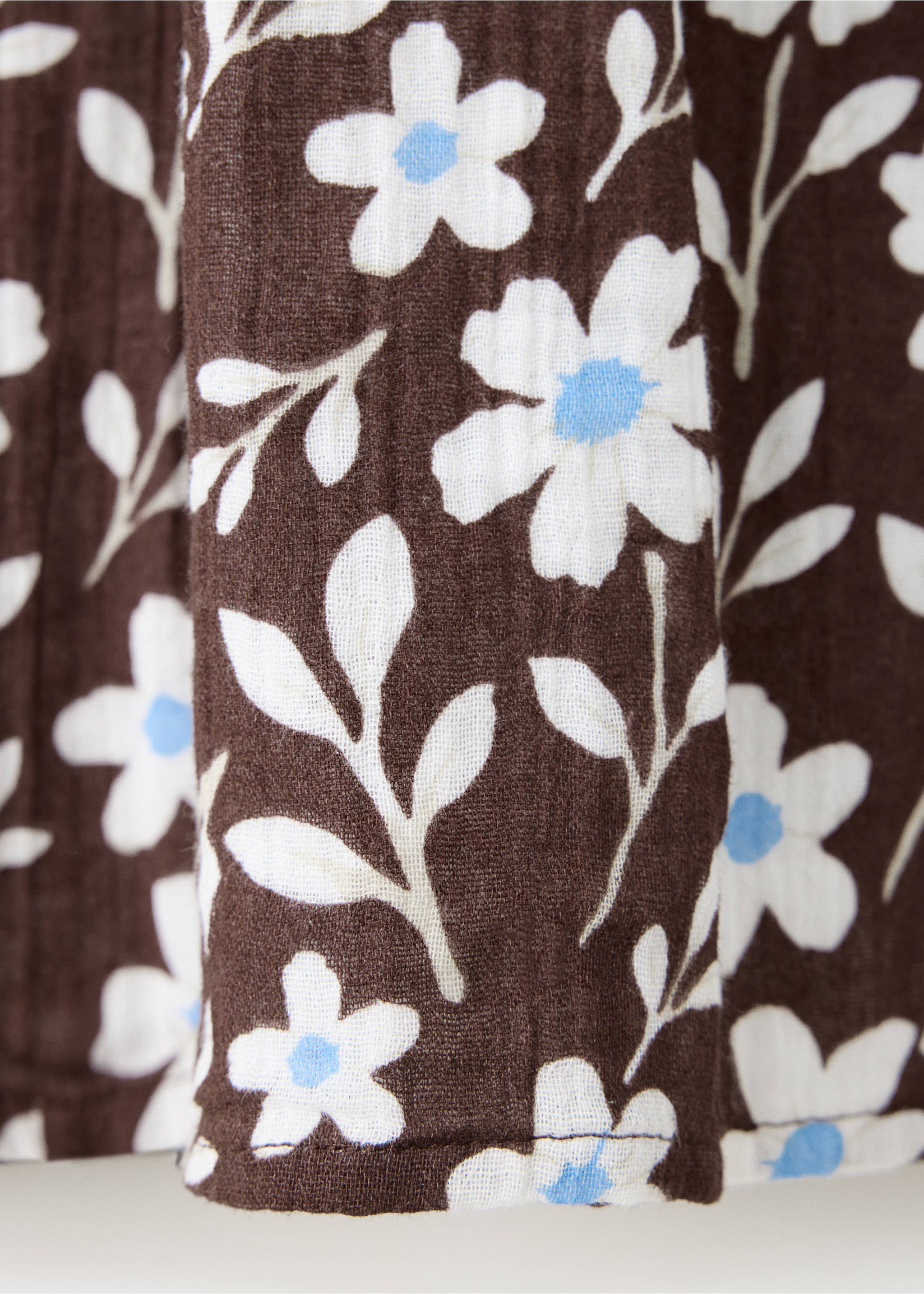 Kleid mit Blumendruck - Detail des Artikels 0, Braun. Ref: 37035164-00.
