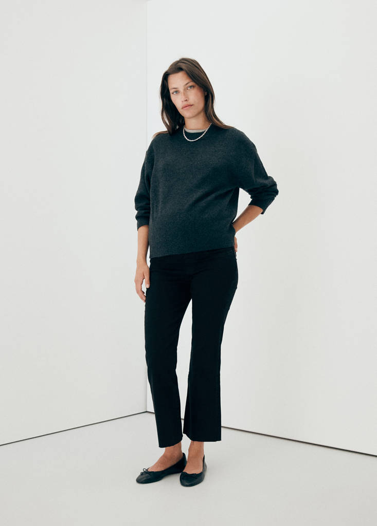Maternity flared cropped jeans — Black denim