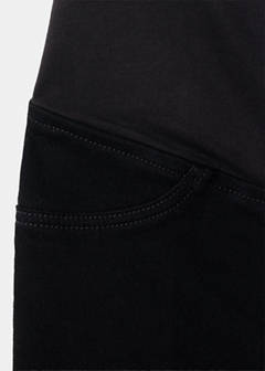 Maternity flared cropped jeans — Black denim 6