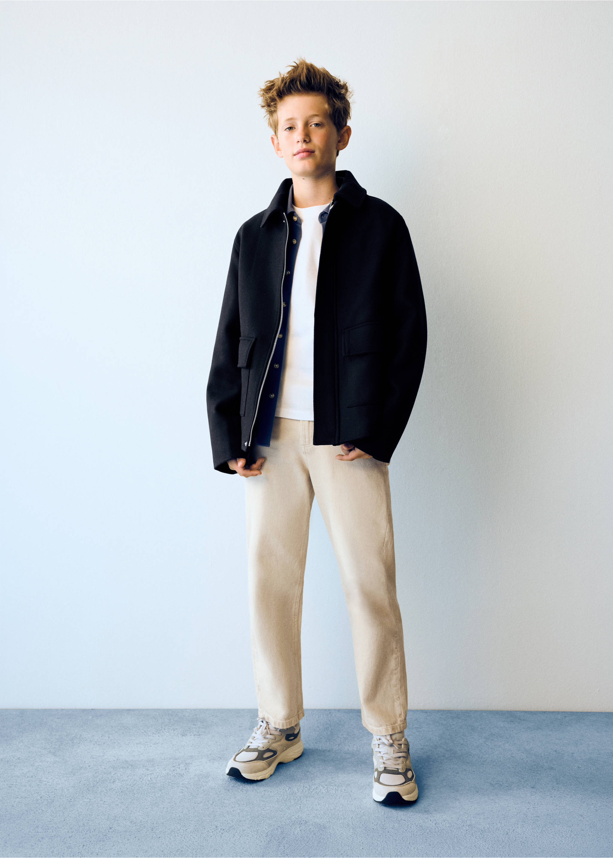 Short coat with patch pockets - General plane, Navy. Ref: 37035173-00.