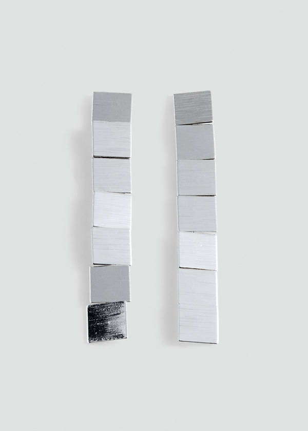 Square dangle earrings — Silver