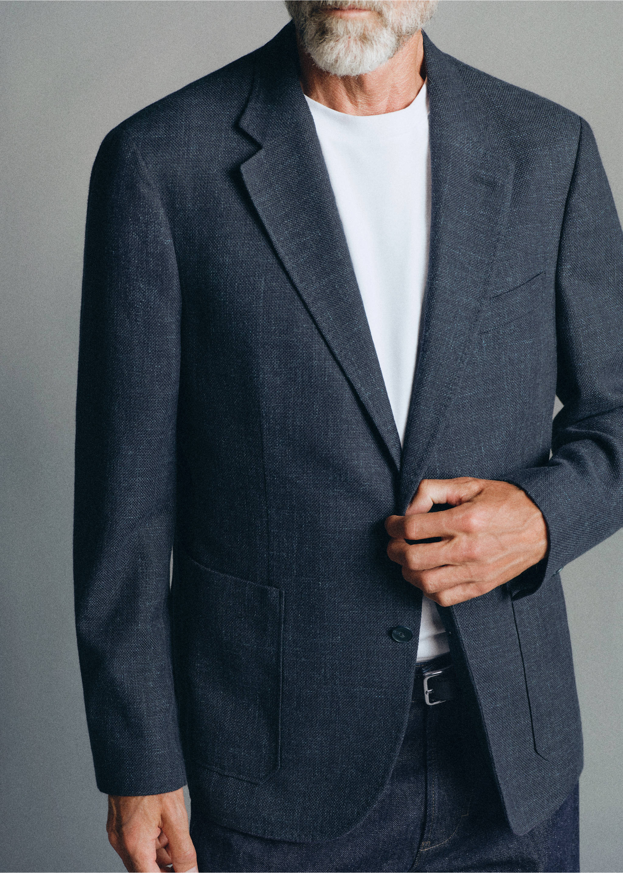 Italian cotton and wool denim jacket - Details of the article 4, Indigo Blue. Ref: 37035839-00.