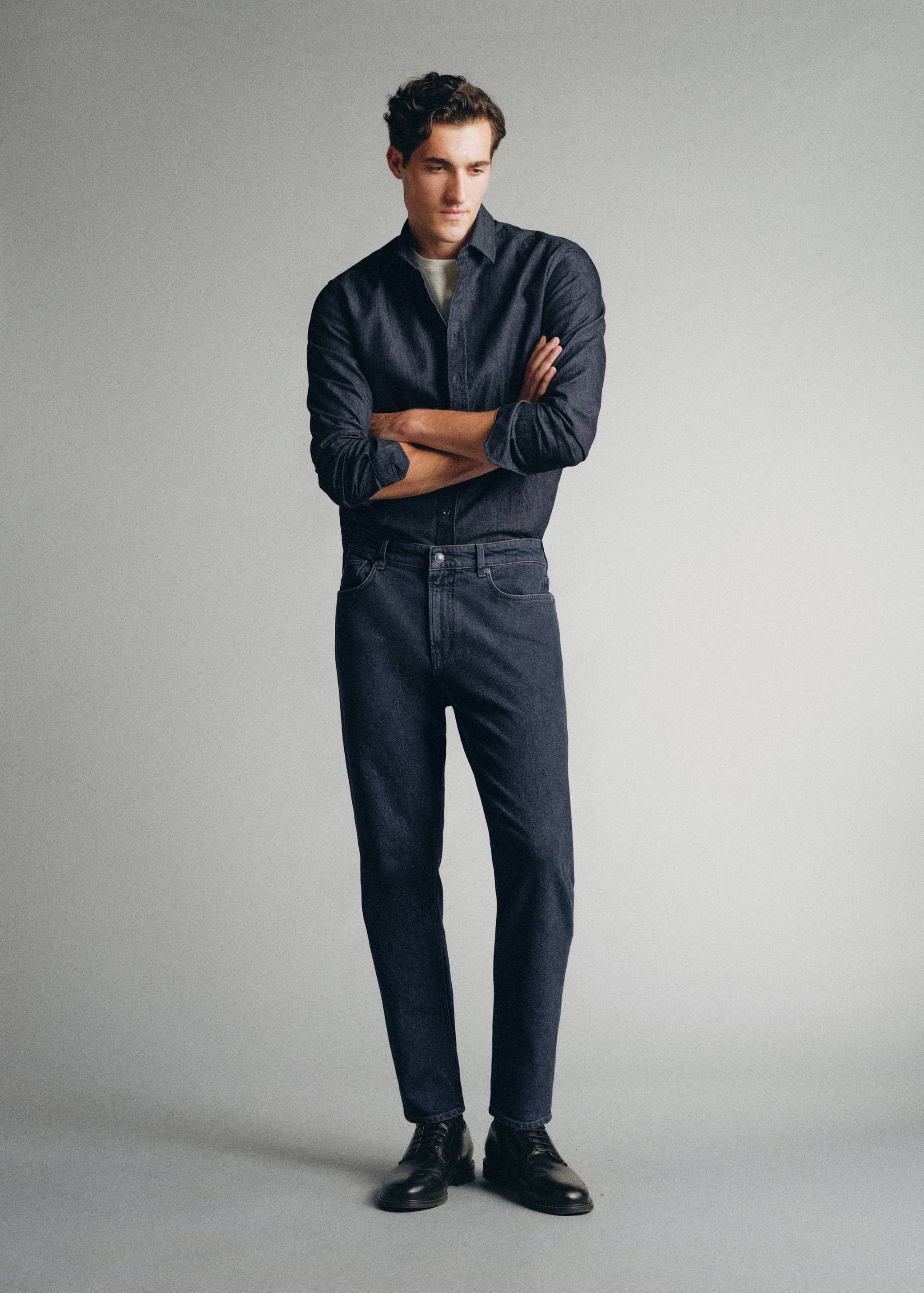 Premium cotton tapered-fit jeans - General plane