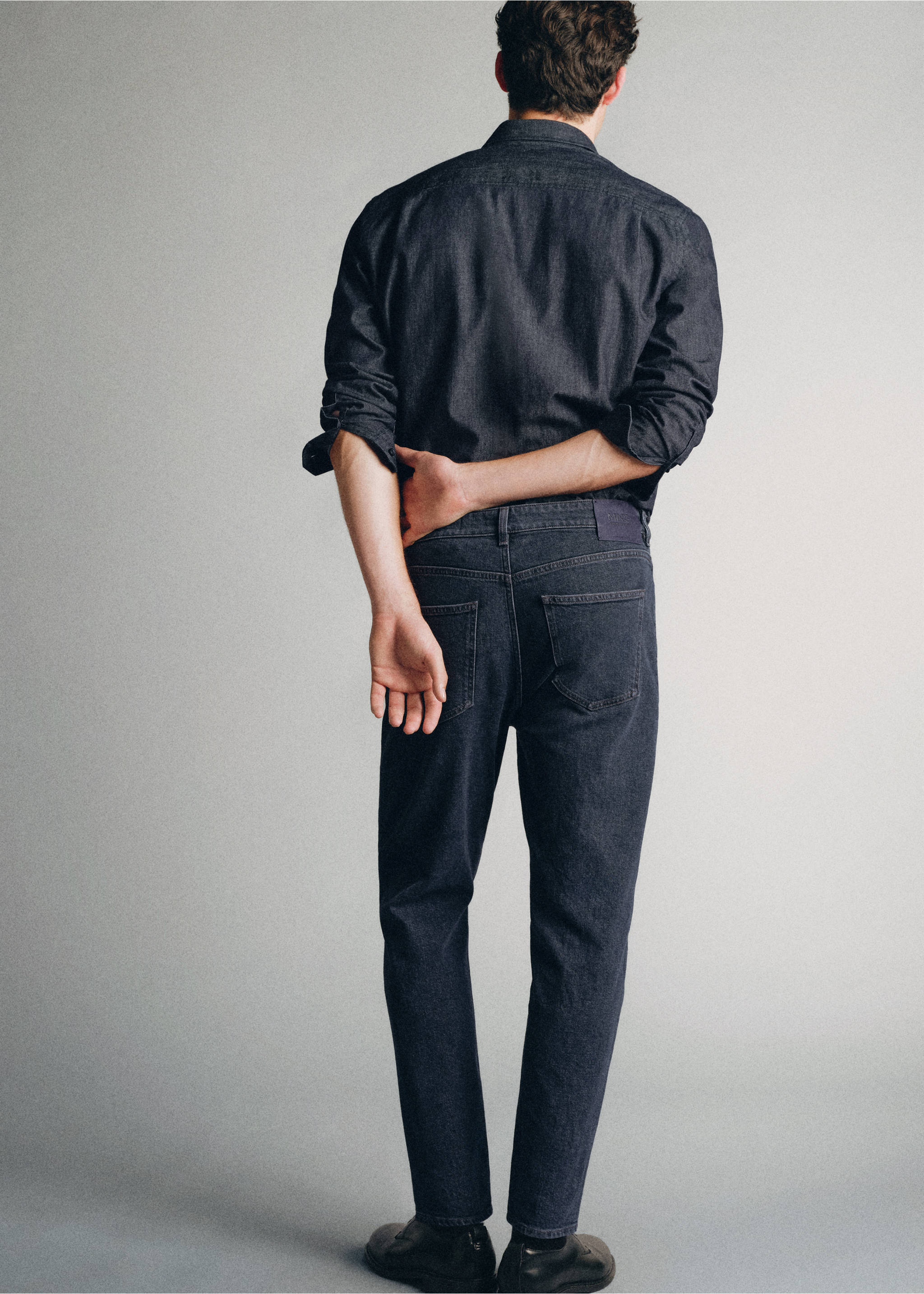 Premium cotton tapered-fit jeans - Reverse of the article, Black denim. Ref: 37035840-00.