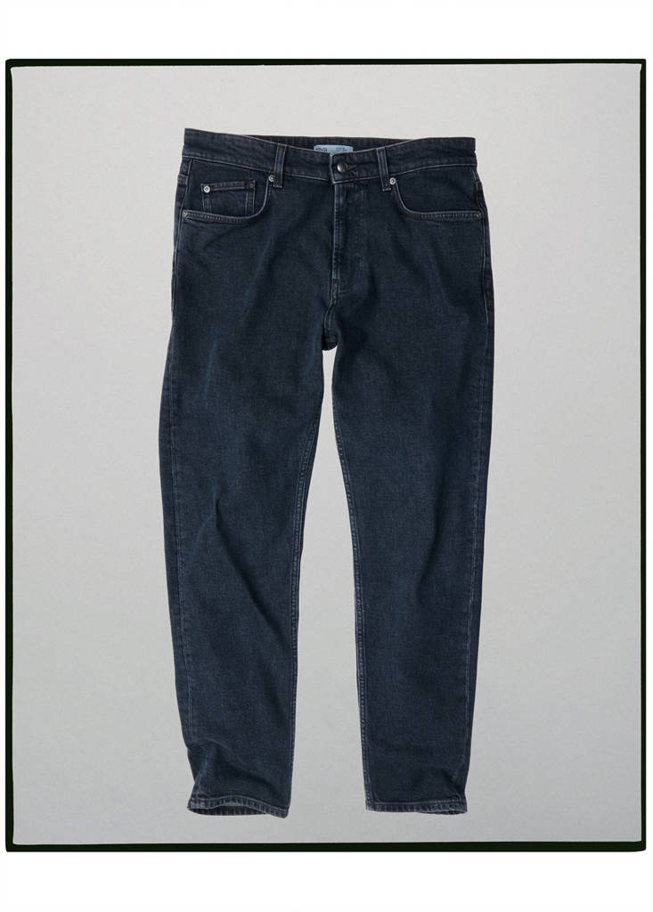 Tapered-fit cotton jeans, made in Italy — Black denim