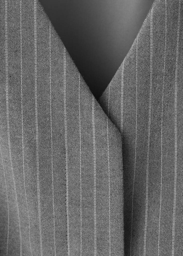Pinstripe jumpsuit with belt — Grey
