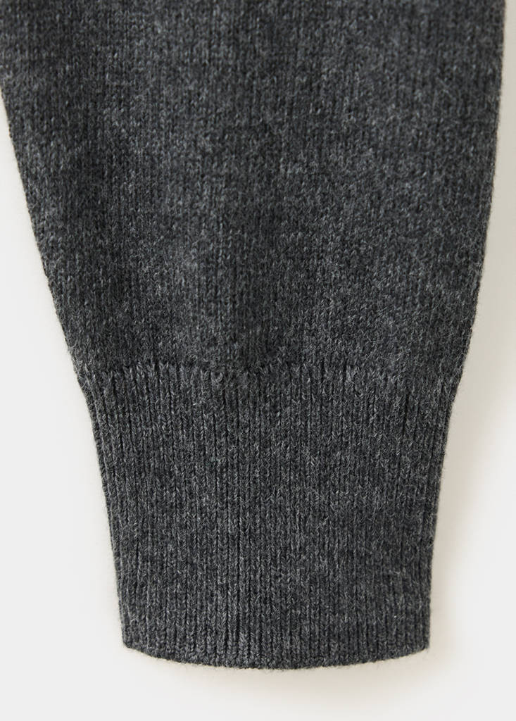 Perkins-neck cardigan with buttons — Grey