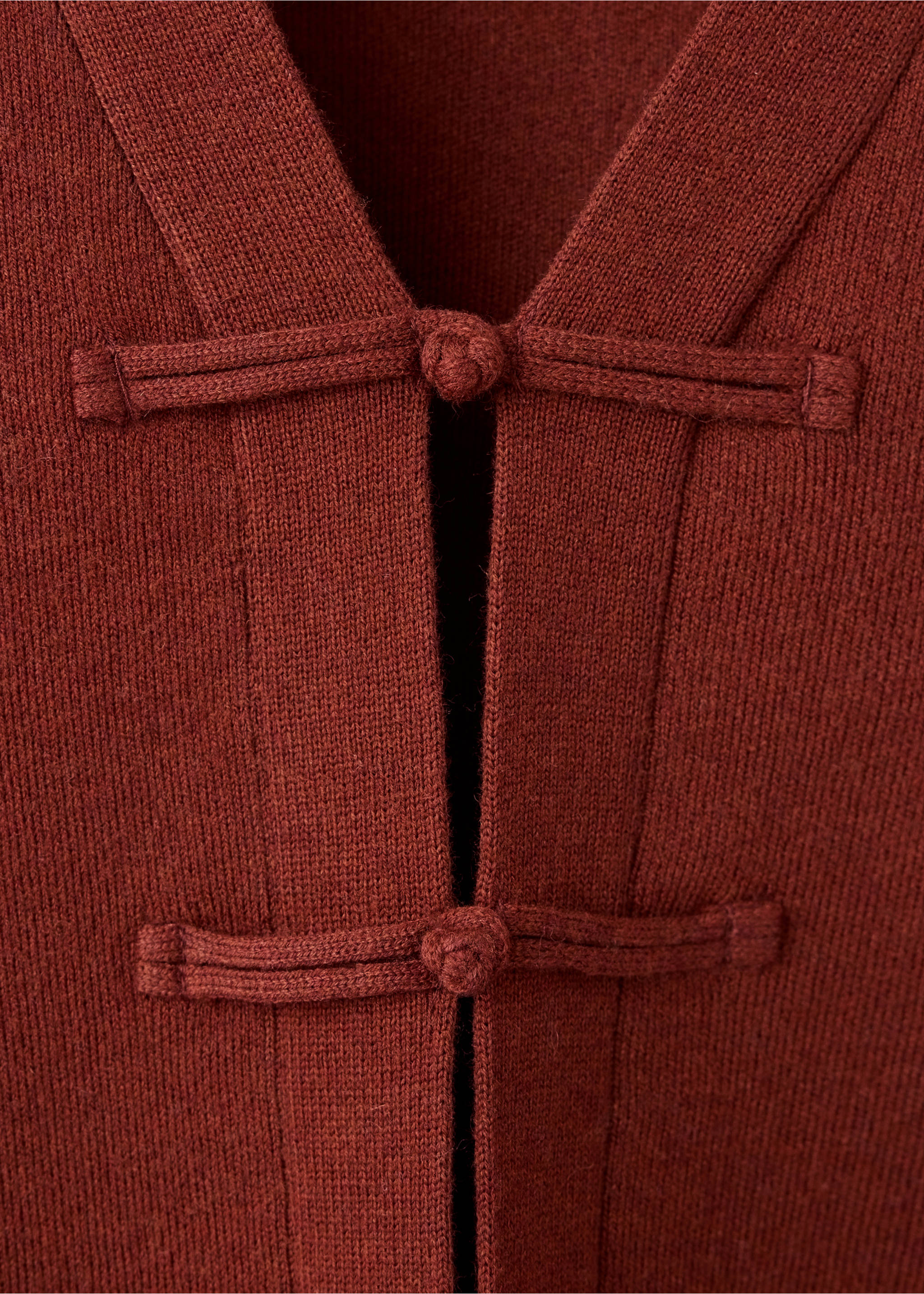 Cardigan en maille à brandebourgs - Détail de l'article 8, Rouge-orangé. Ref: 37035849-00.