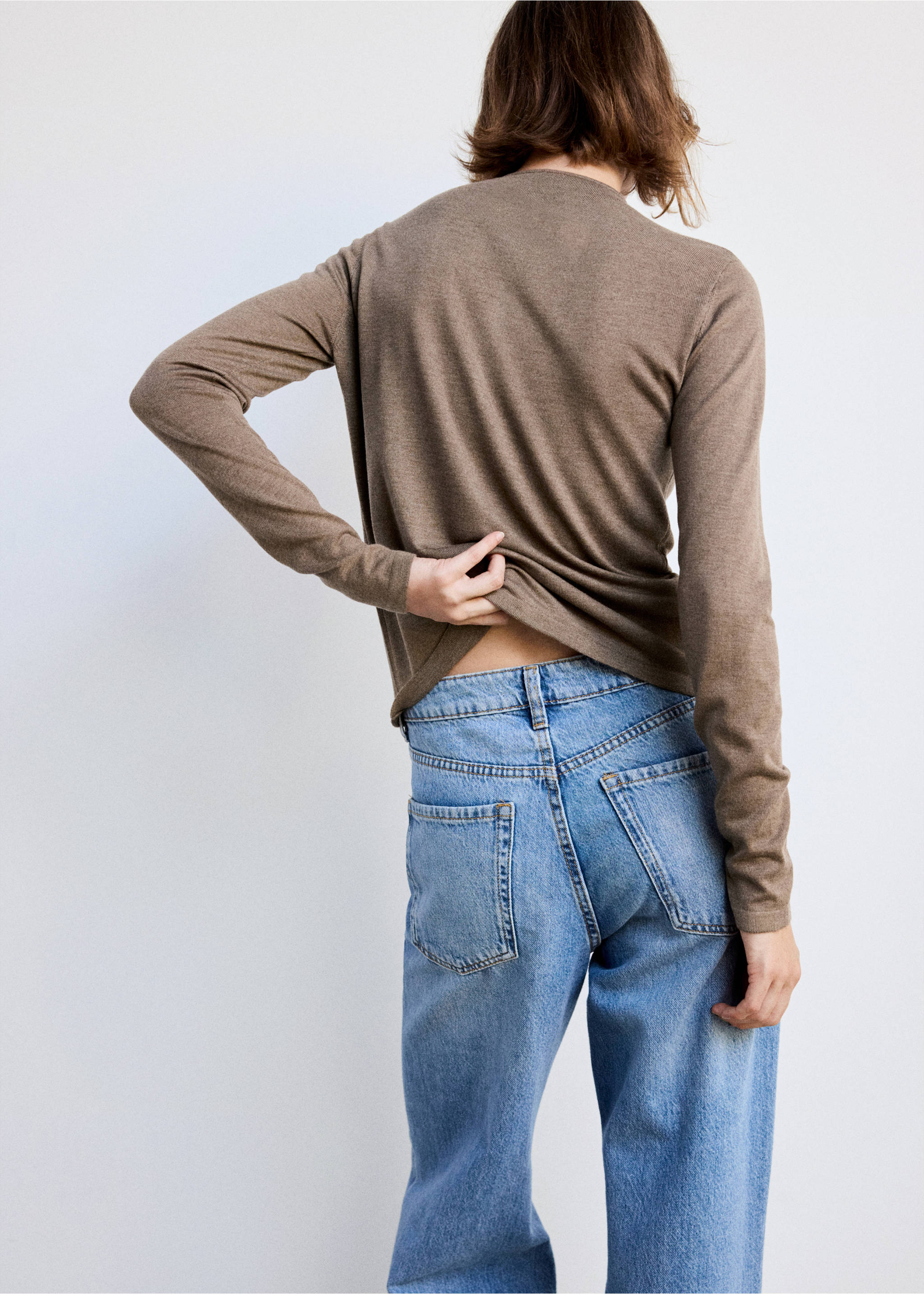 Fine-knit cardigan with metal buttons - Reverse of the article, Medium Brown. Ref: 37035850-00.
