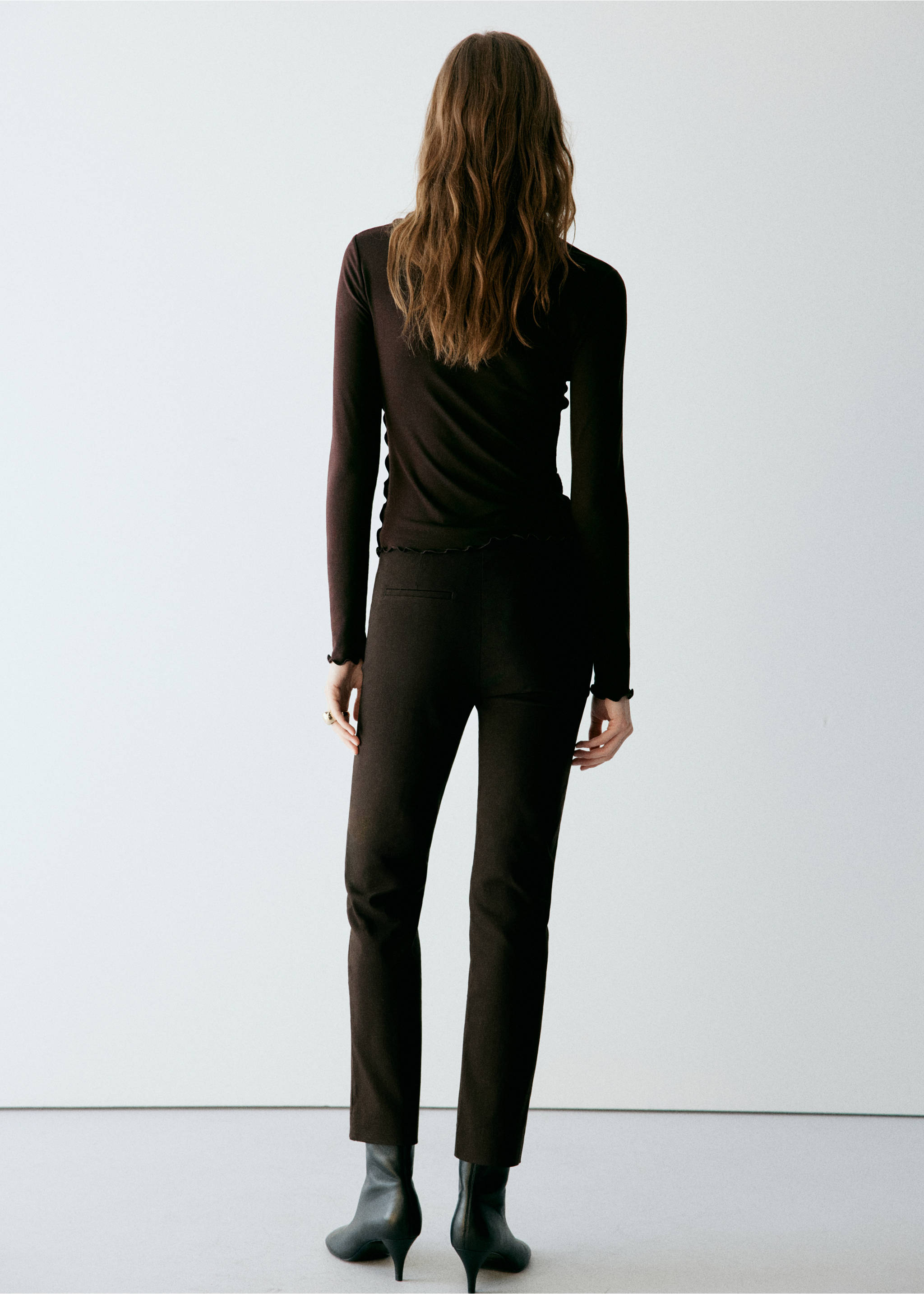 Ribbed T-shirt with scalloped trim - Reverse of the article, Chocolate. Ref: 37035852-00.
