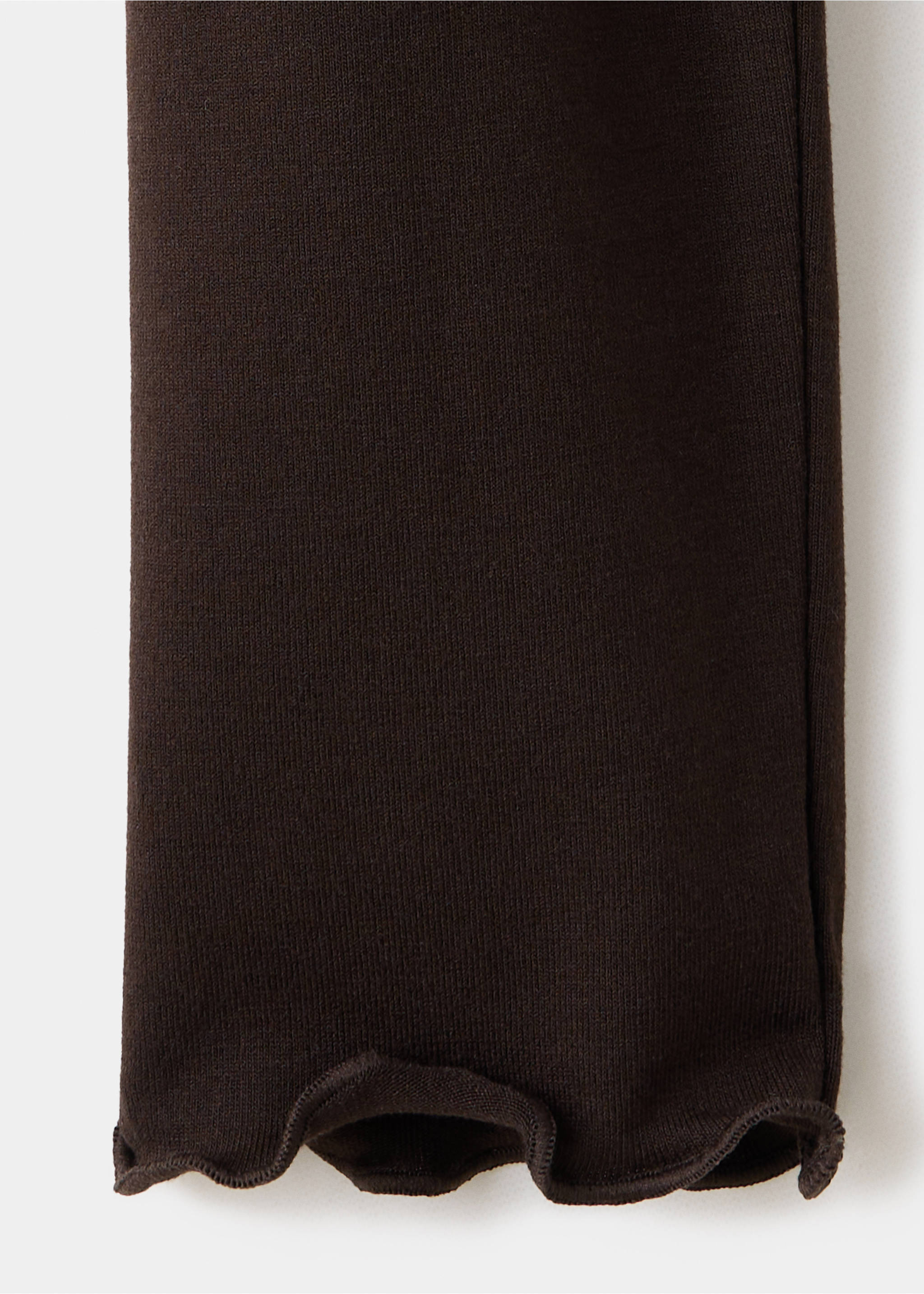 Ribbed T-shirt with scalloped trim - Details of the article 8, Chocolate. Ref: 37035852-00.