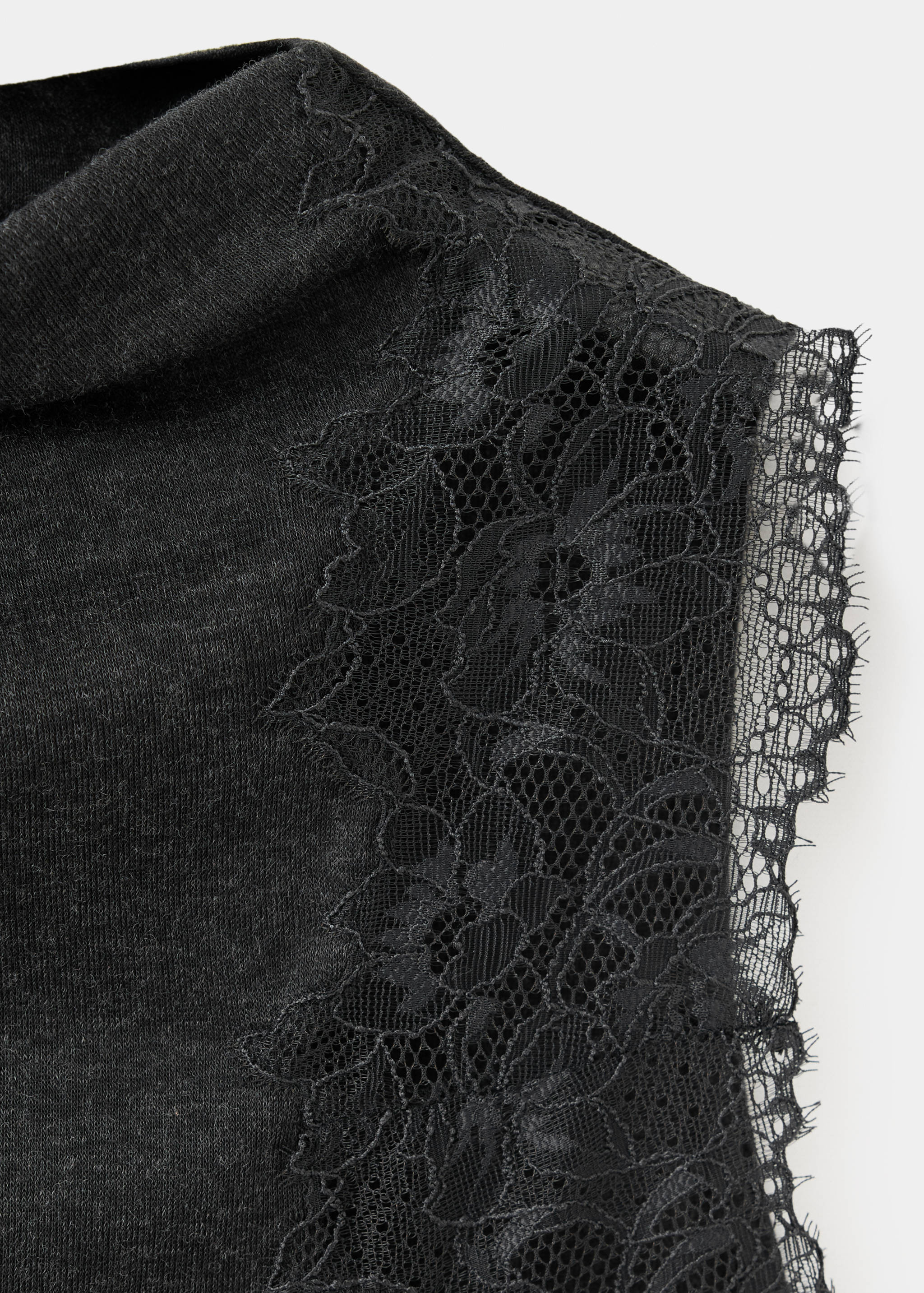 Lace high-neck top - Details of the article 8