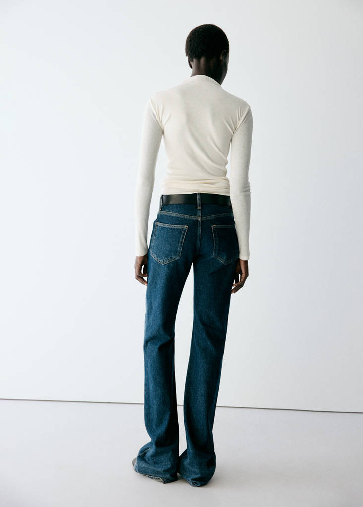 Fitted high-neck T-shirt — Ecru