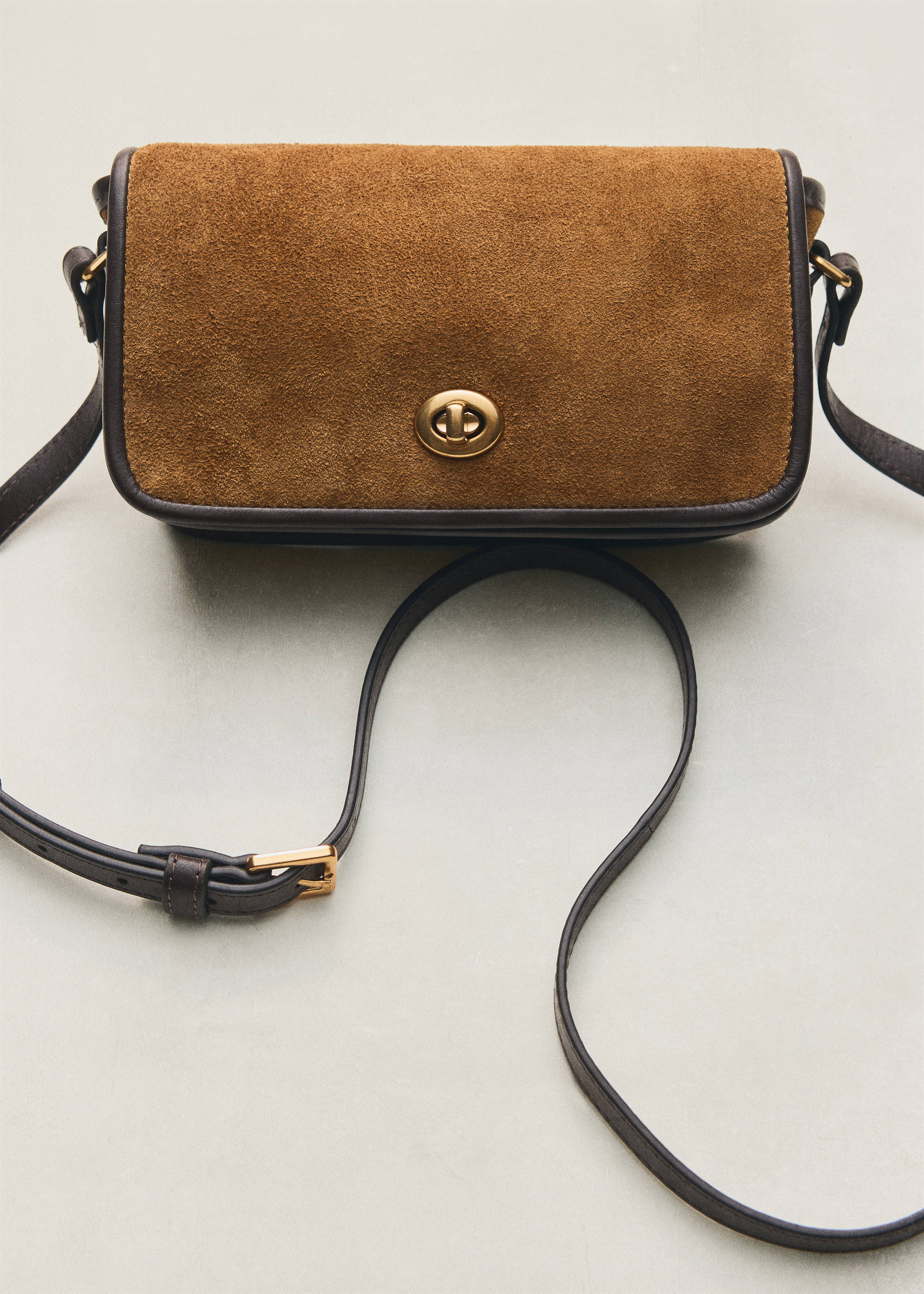 Contrast leather crossbody bag - Details of the article 5