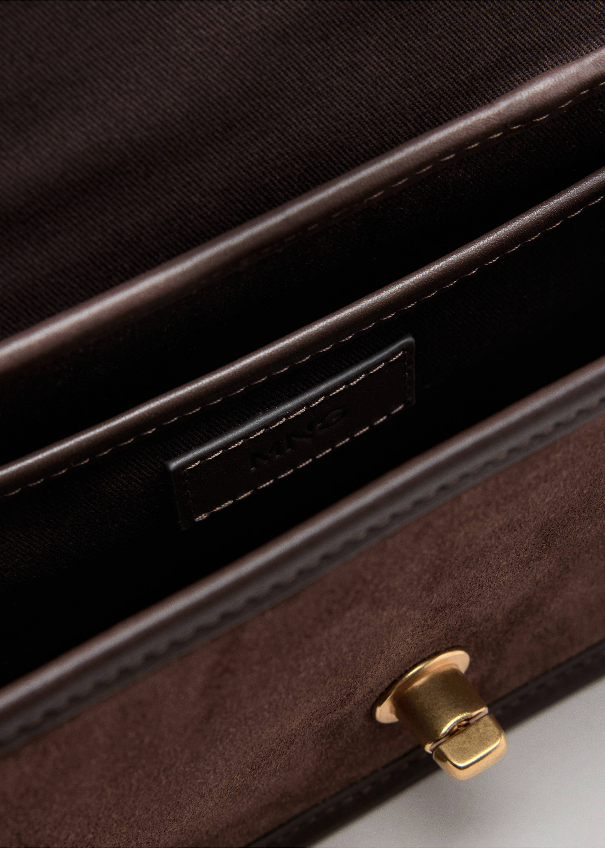 CROSSBODY BAG TERESA - تفاصيل المنتج 4, شوكولاتة. Ref: 37035857-00.
