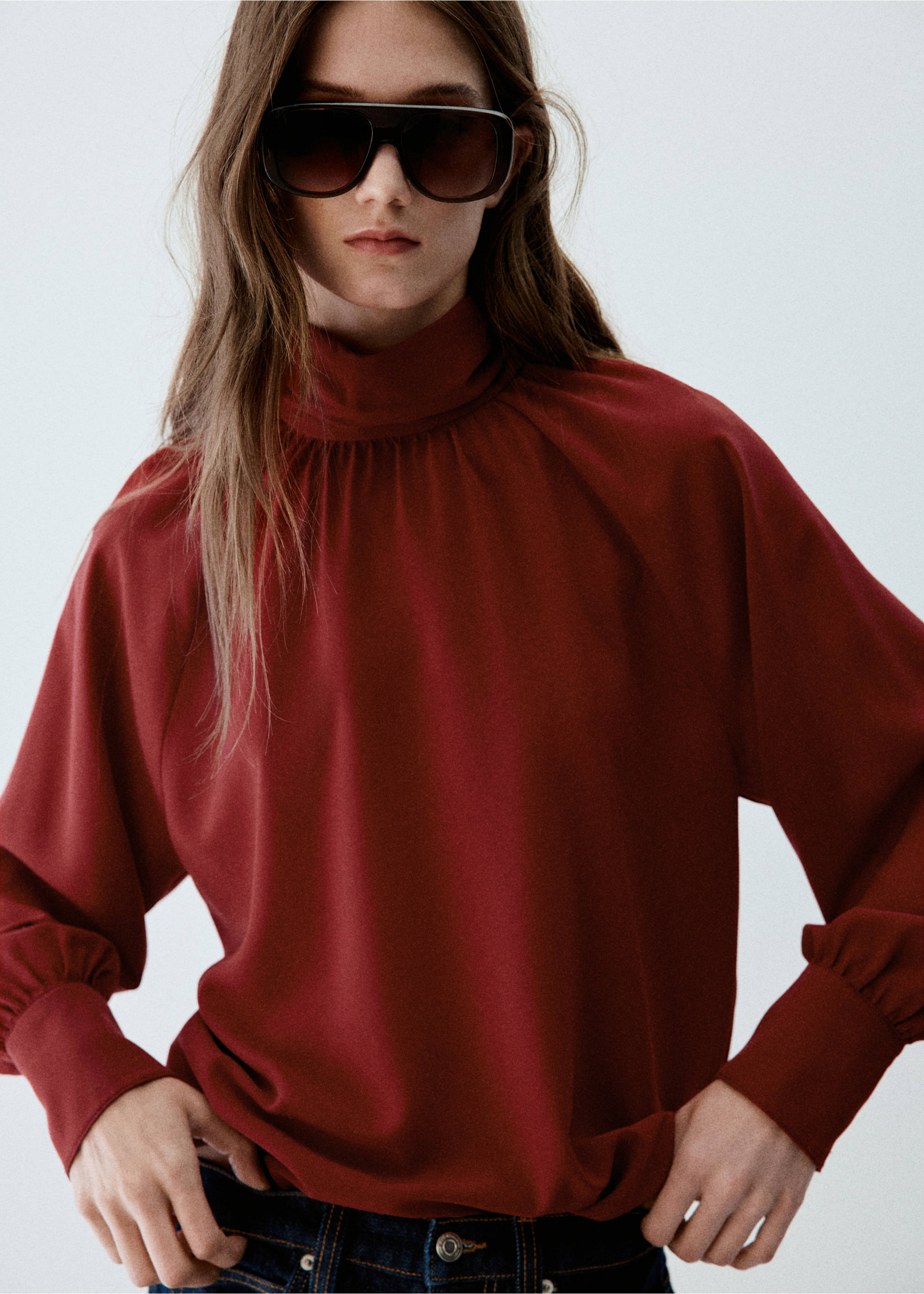 BLOUSE STUT - Plan moyen, Grenat. Ref: 37035860-00.