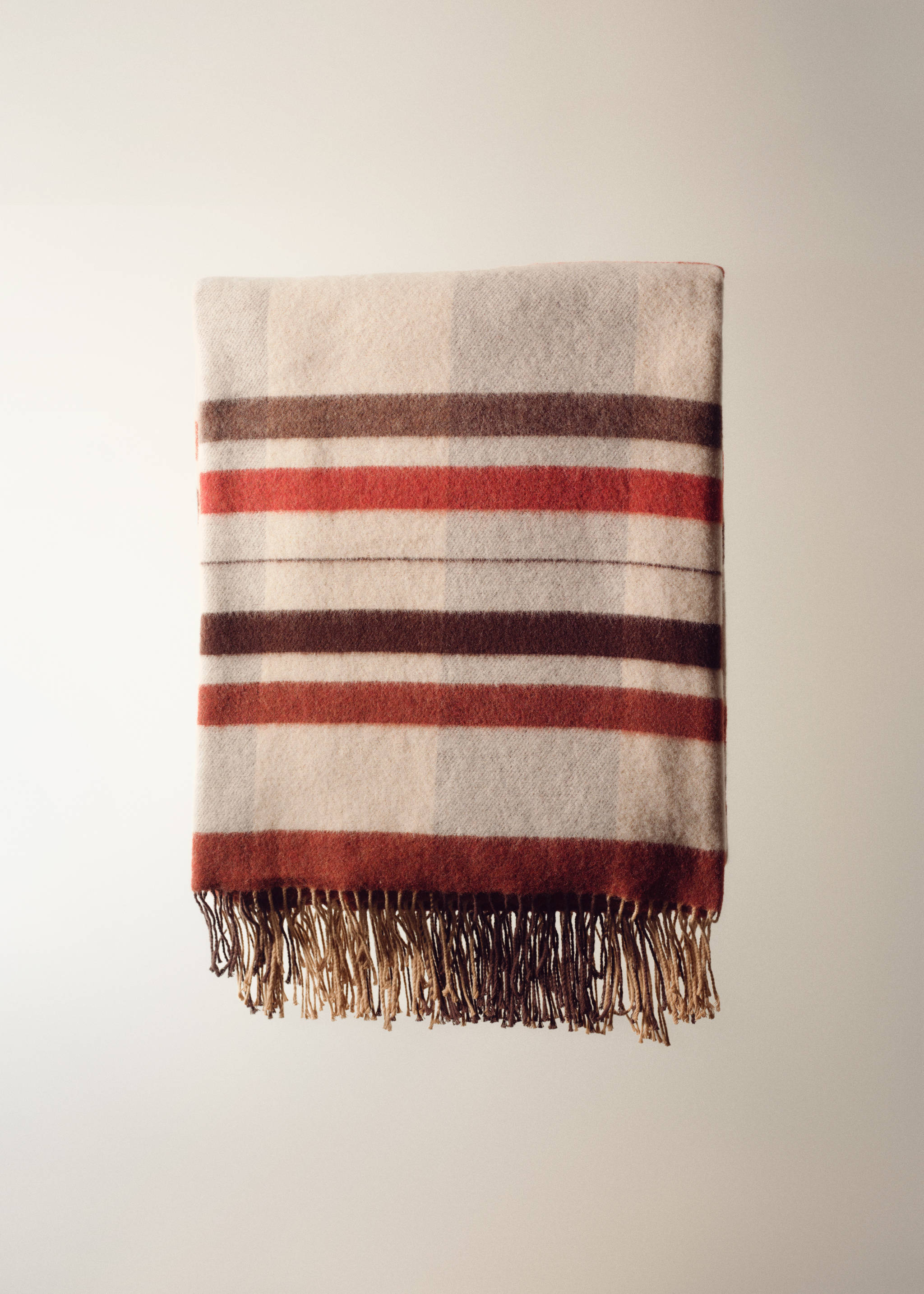 Wool check-print blanket - Details of the article 5, Russet. Ref: 37035865-00.