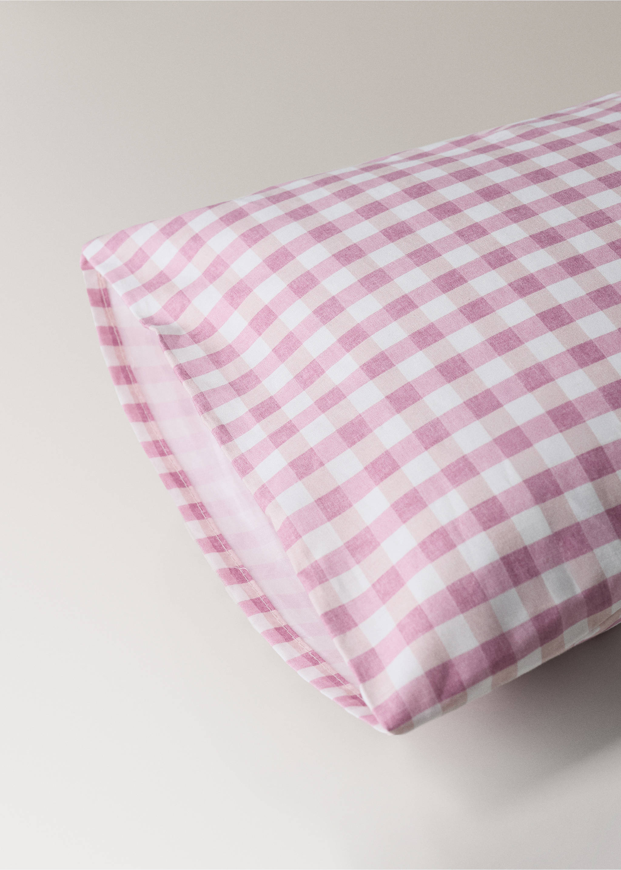 Pink and white gingham check pillowcase detail., Pink. Ref: 37035876-00.