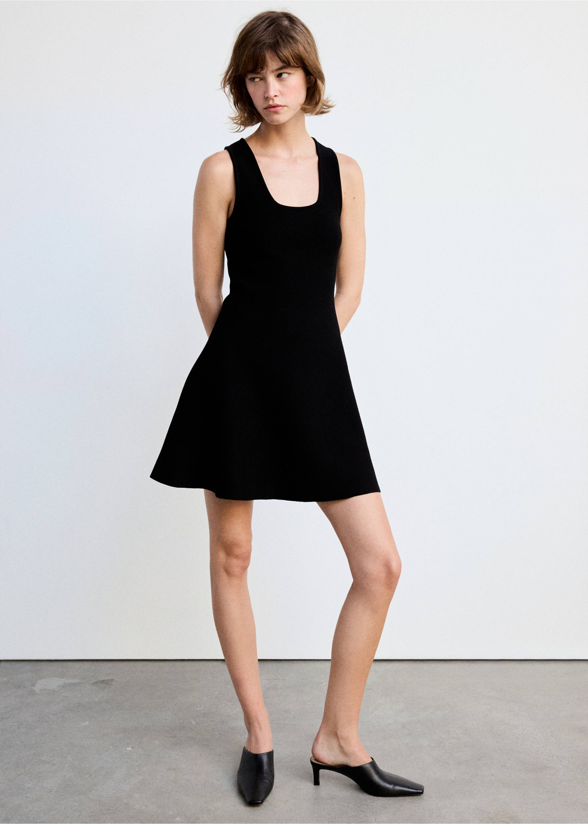 Fine-knit flared dress - General plane, Black. Ref: 37035879-00.