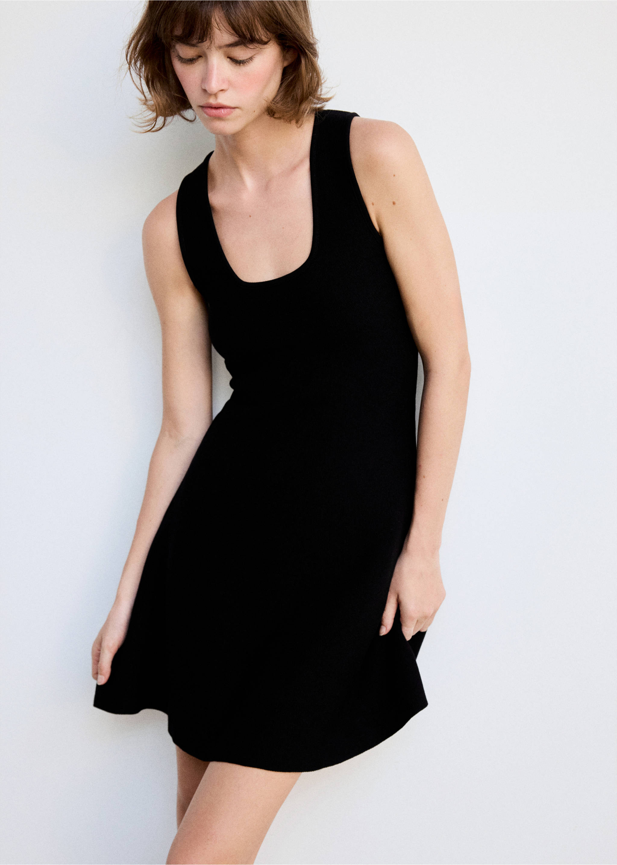 Fine-knit flared dress - Medium plane, Black. Ref: 37035879-00.