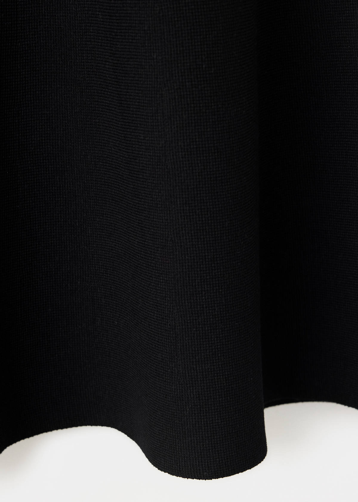 Fine-knit flared dress — Black