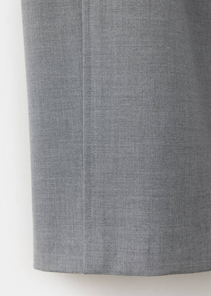 Straight-leg trousers with seam detail — Grey