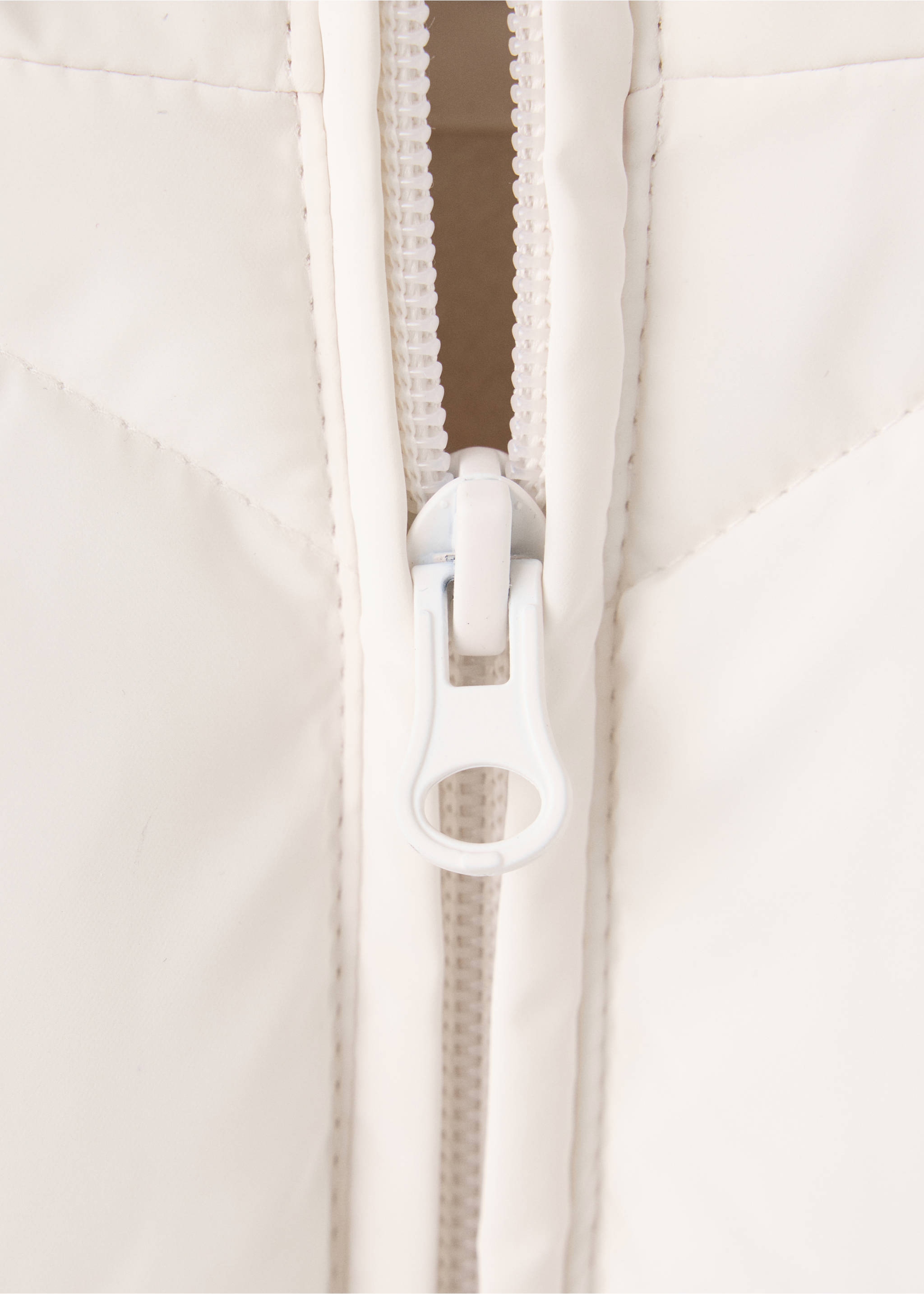 Long padded anorak - Details of the article 8, Ice Grey. Ref: 37035974-00.