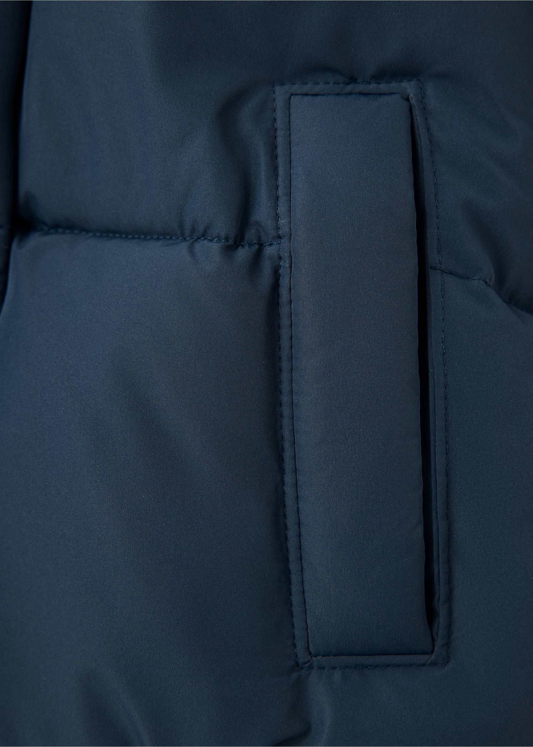 Anorak acolchado capucha - Detalle del artículo 8, Azul marino. Ref: 37035975-00.