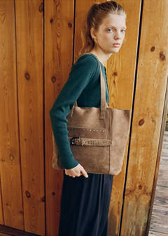 Studded leather shopper bag — Sand 4