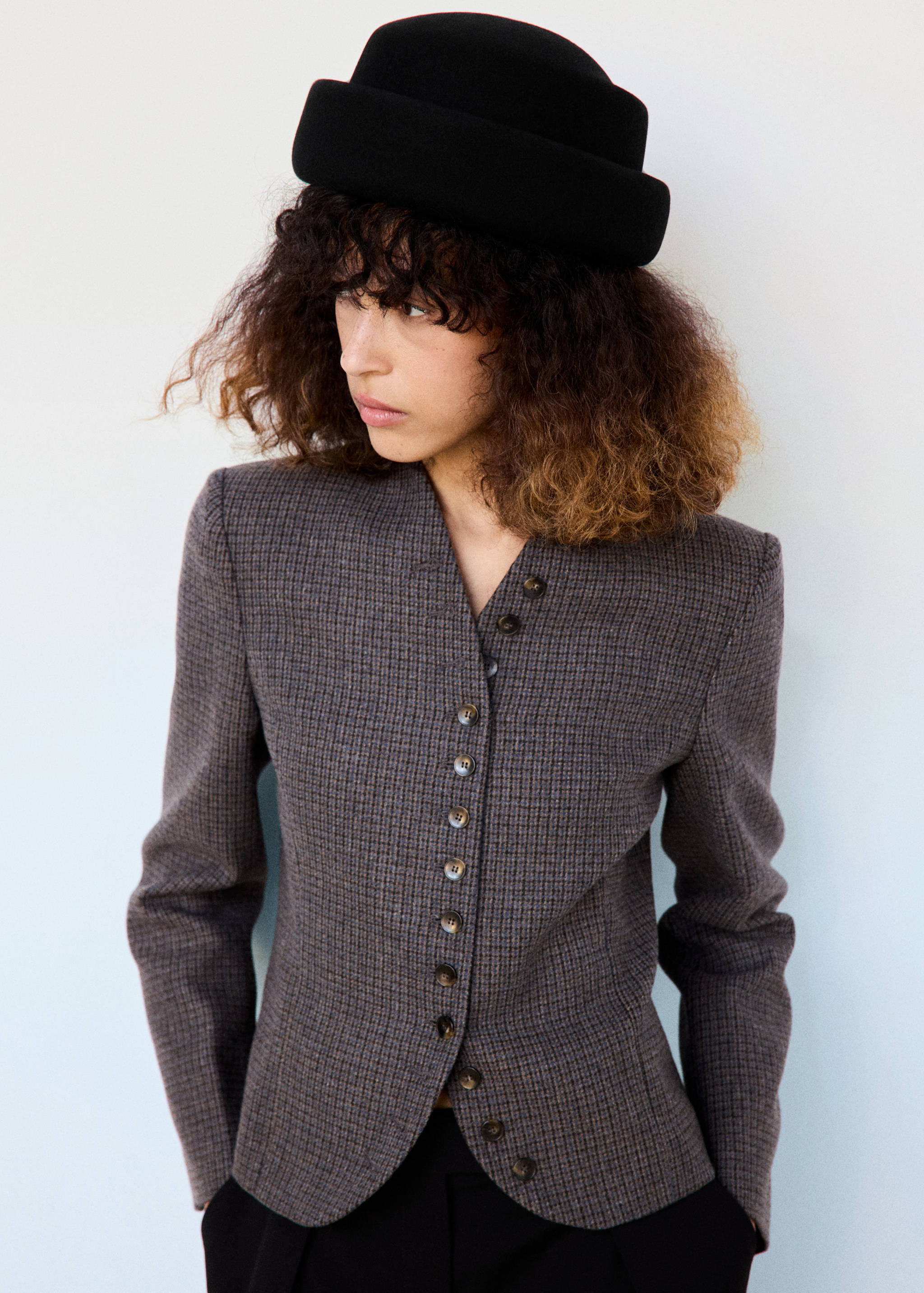 100% wool hat - General plane