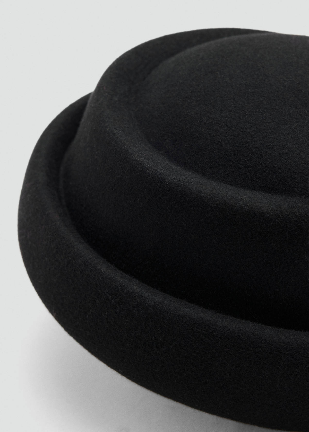 100% wool hat — Black