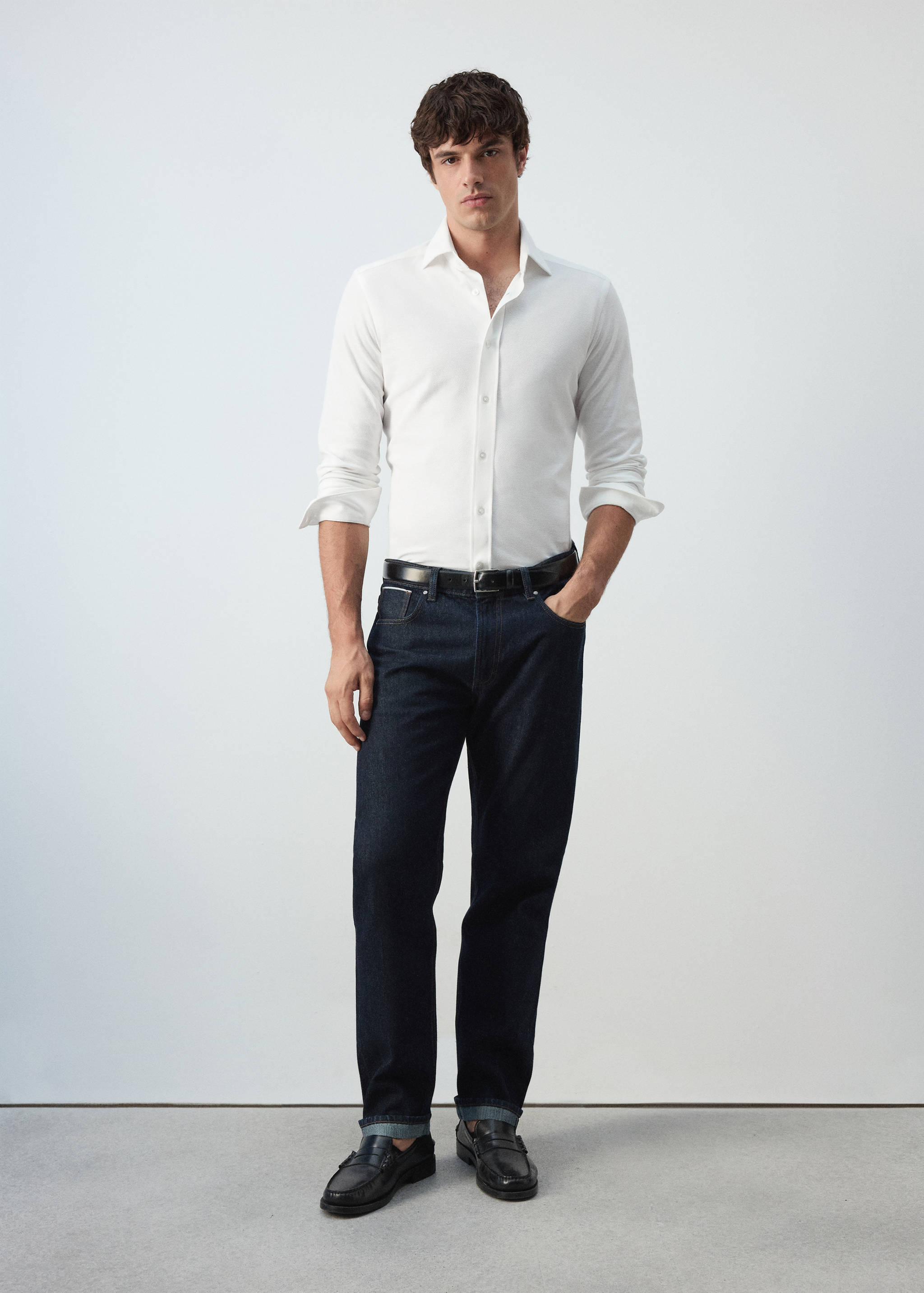 100% cotton slim-fit shirt - General plane