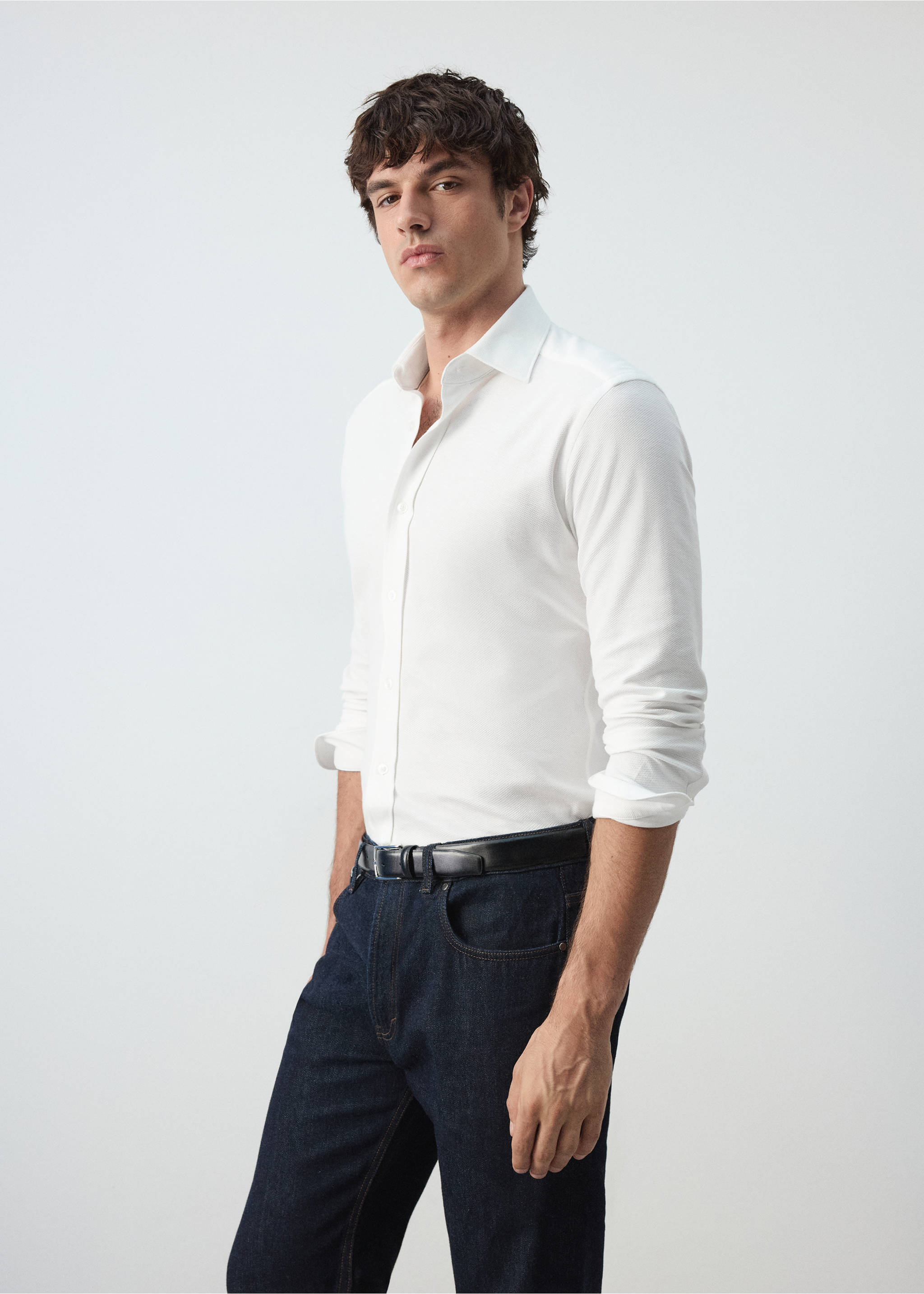 100% cotton slim-fit shirt - Details of the article 2, White. Ref: 37035986-00.