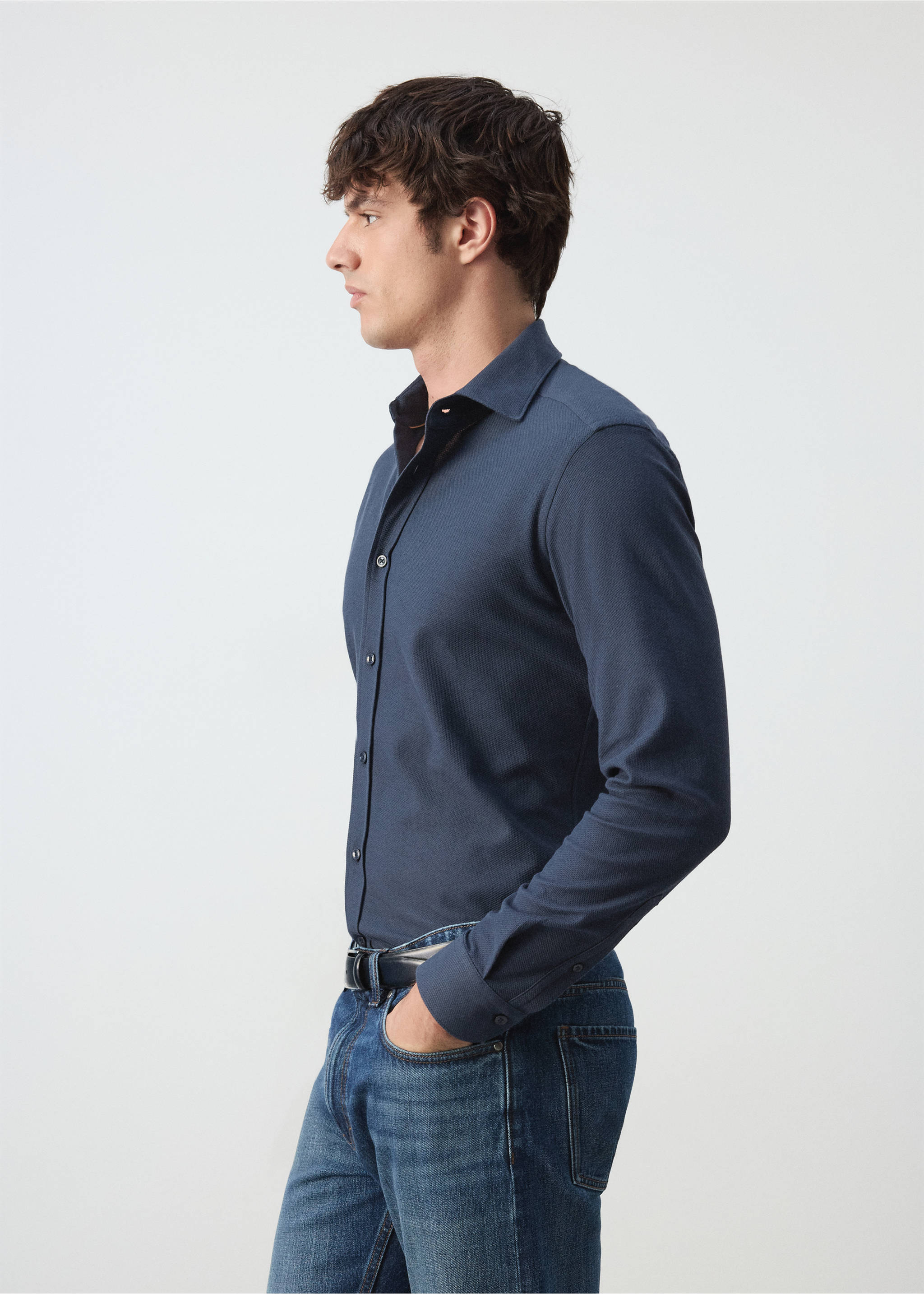100% cotton slim-fit shirt - Details of the article 2, Navy. Ref: 37035986-00.